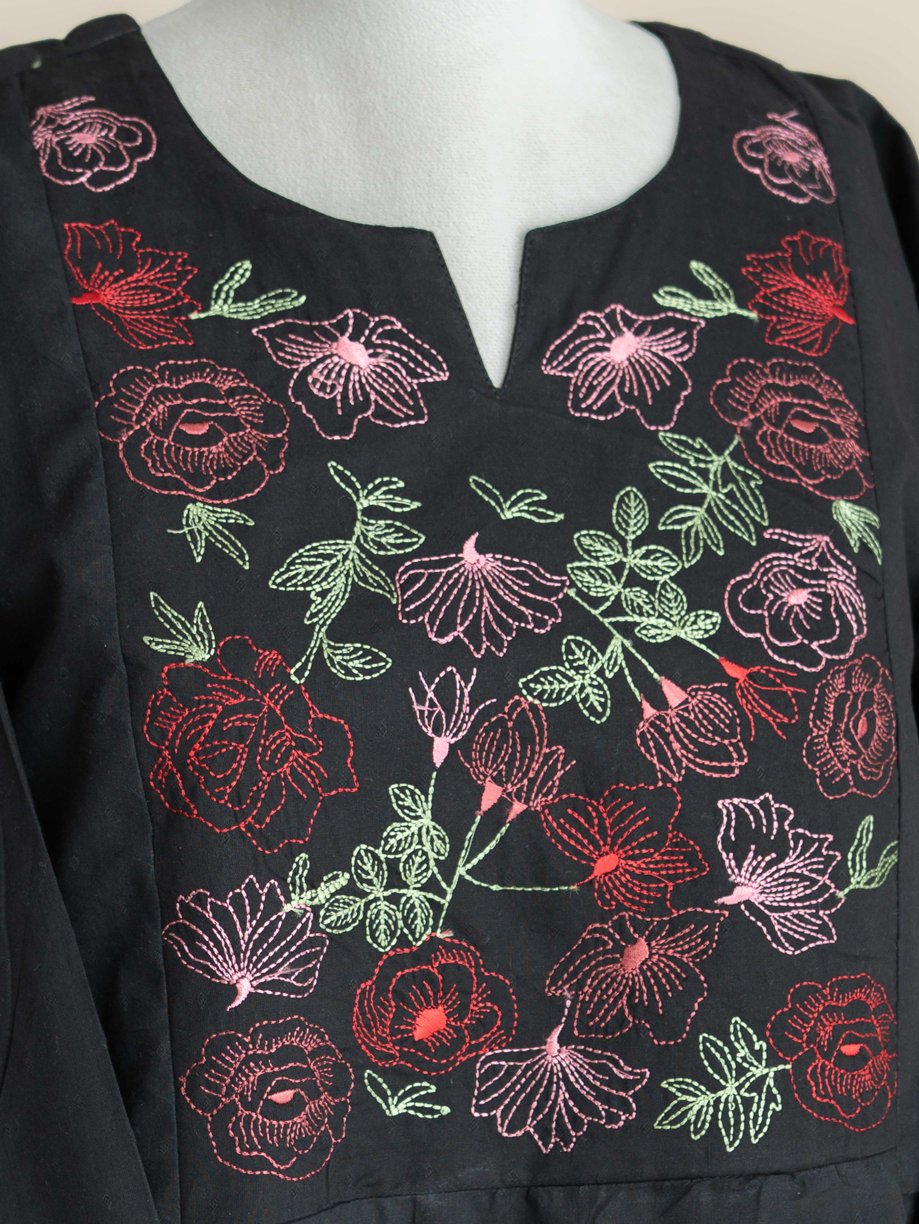 Jenifer Cotton Dobby Embroidered Straight Kurta