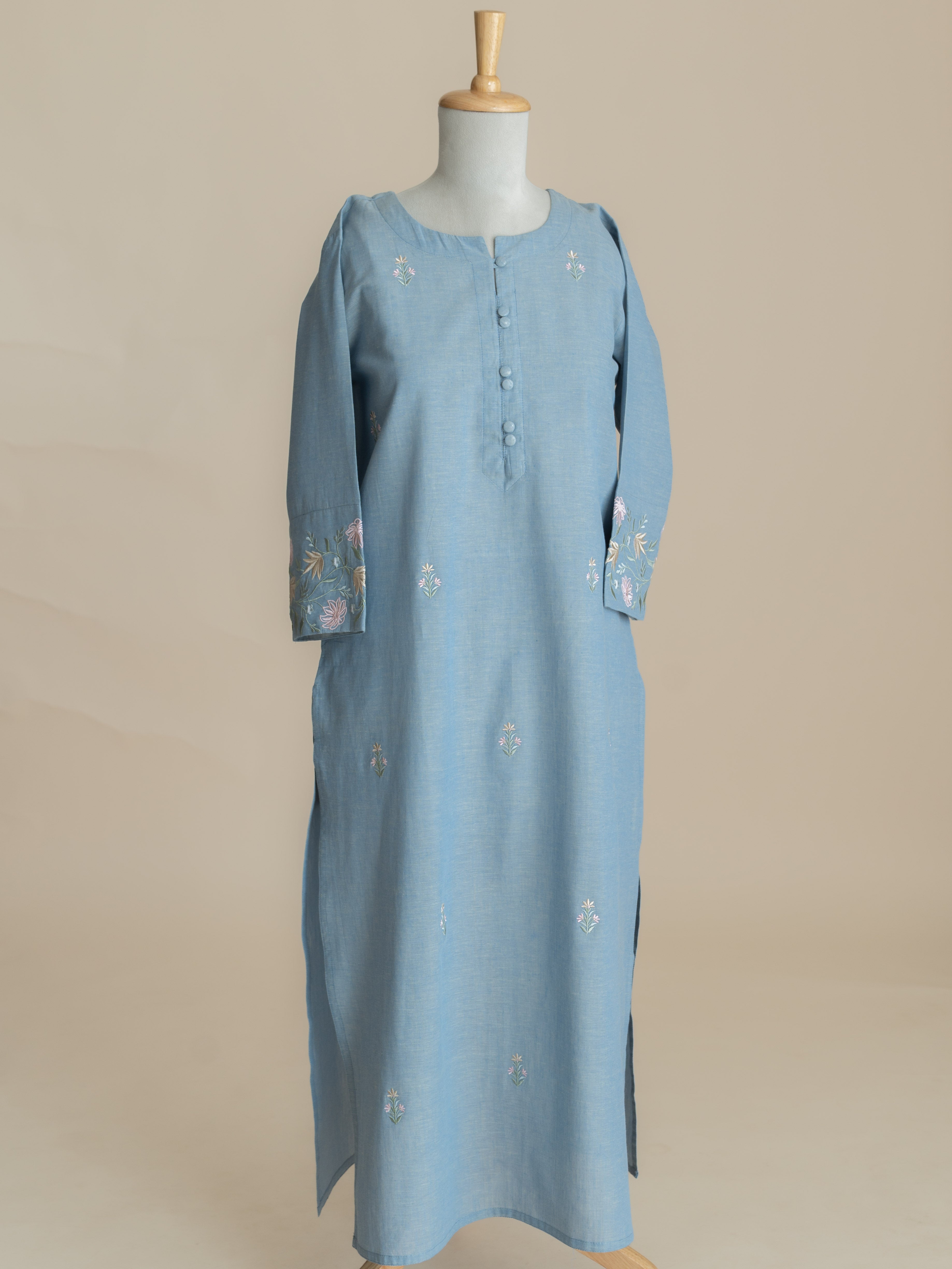 Ramnah Cotton Flax Embroidered Straight Kurta
