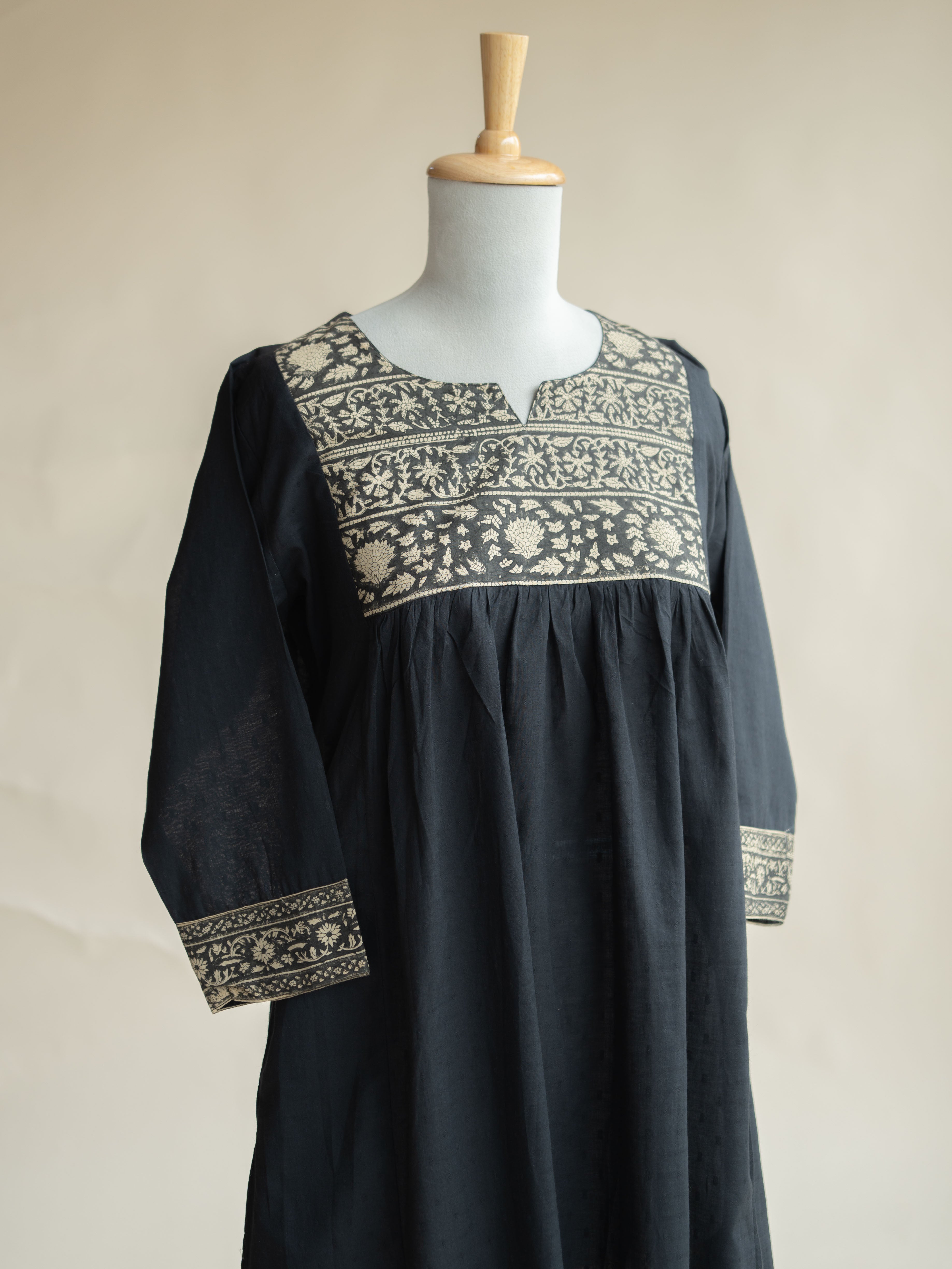 Eshana Cotton Plain A-Line Kurta