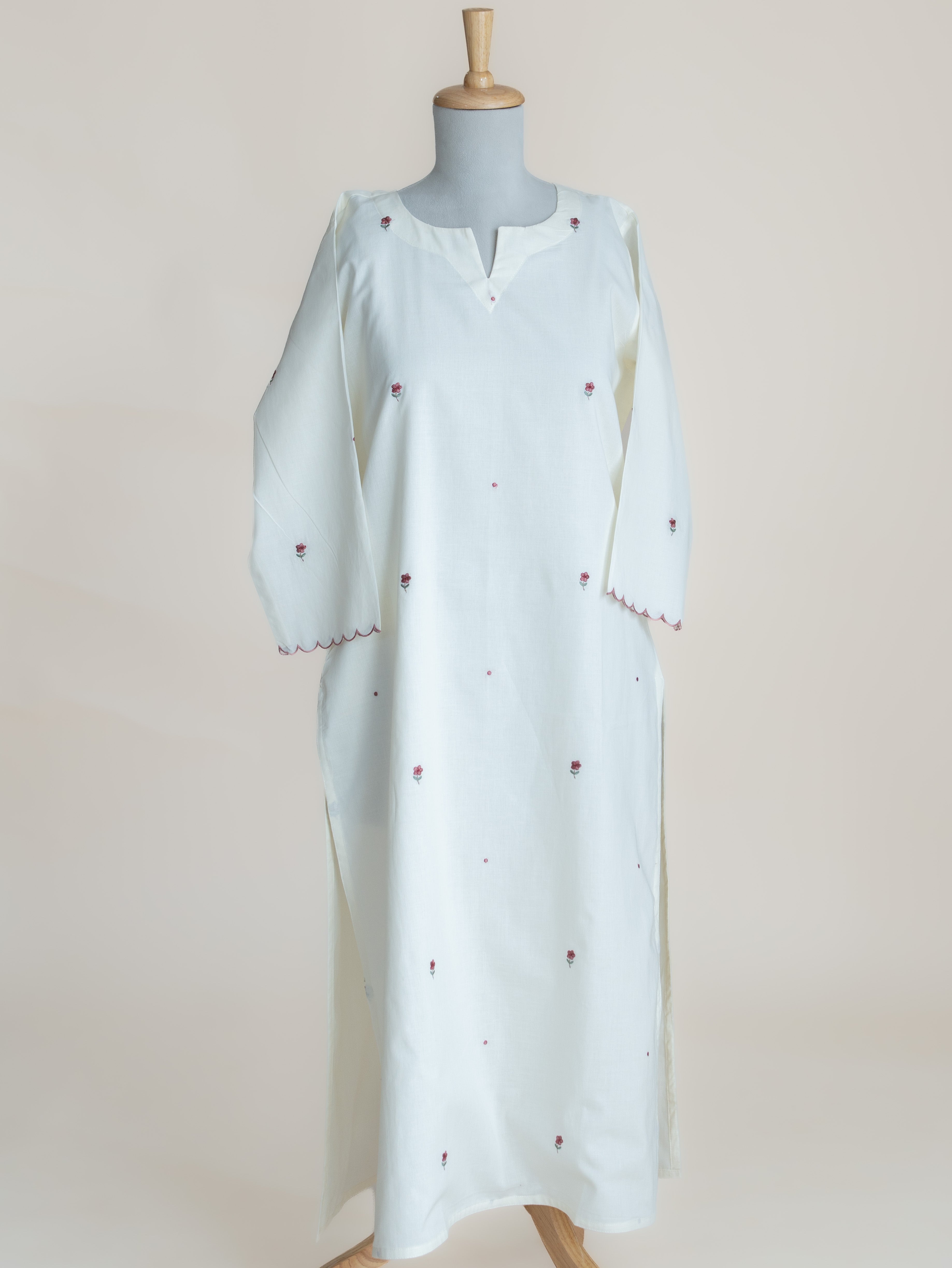 Meghna Cotton Embroidered Straight Kurta (With Lining)