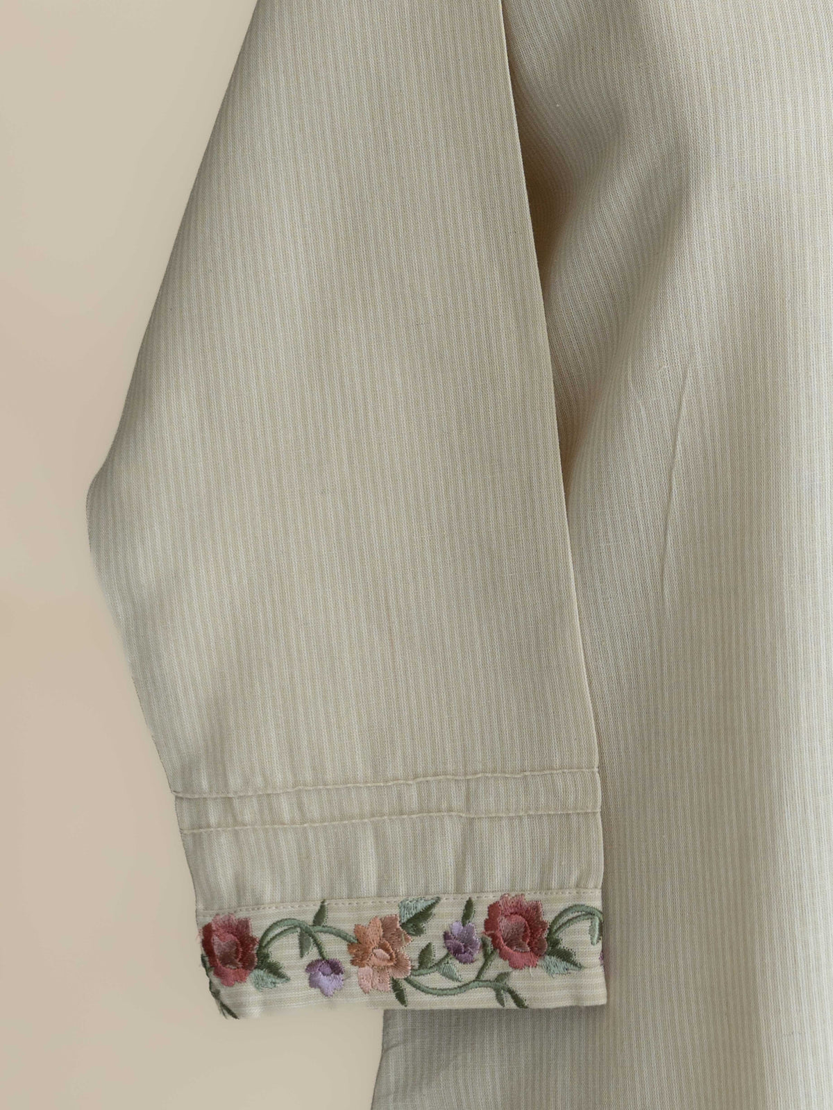 Yavni Cotton Handloom Embroidered Straight Kurta