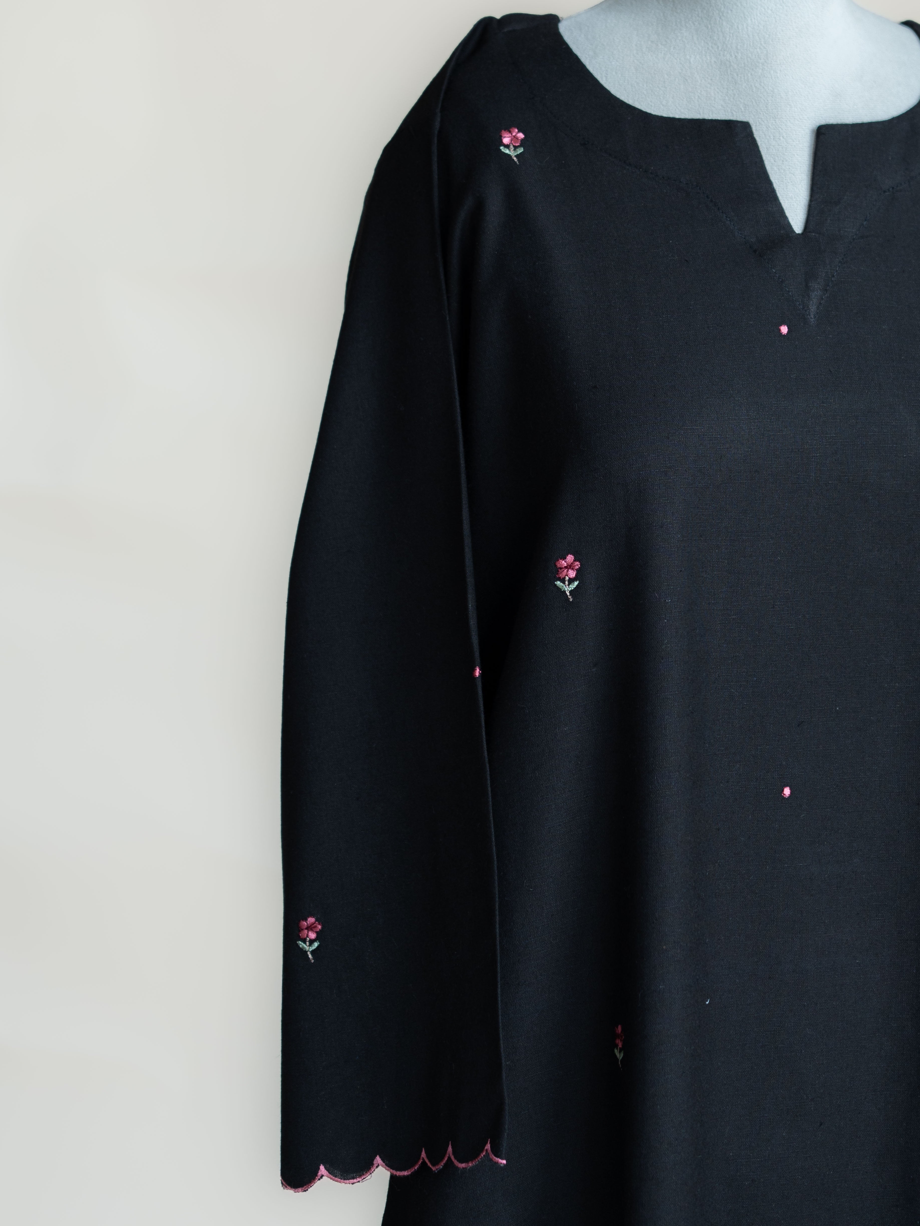 Silpa Cotton Flax Embroidered Straight Kurta