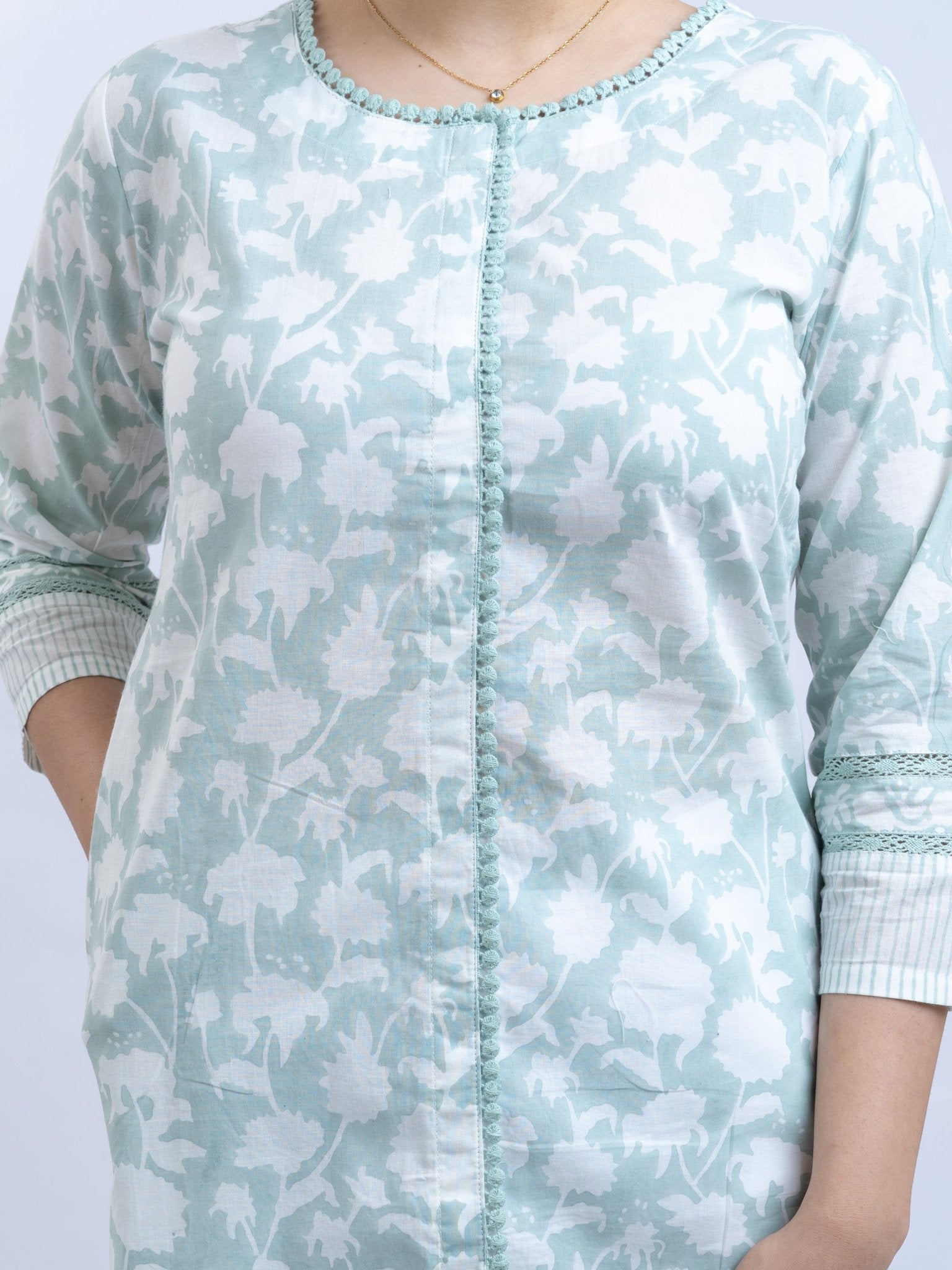 Aami Cotton Block Printed Straight Kurta - AINA