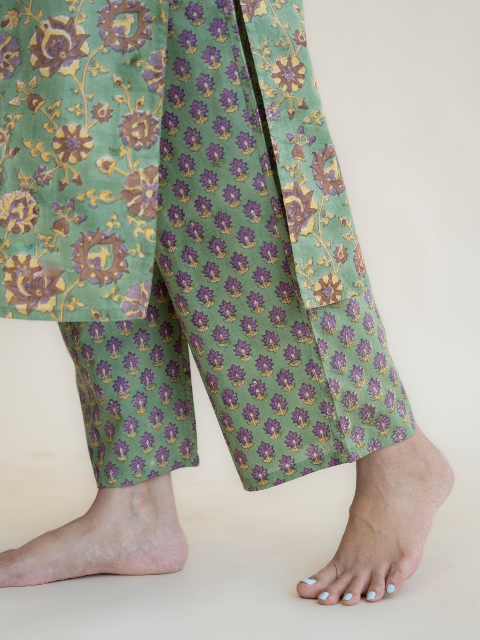 Ahna Cotton Block Printed Straight Suit Set - AINA