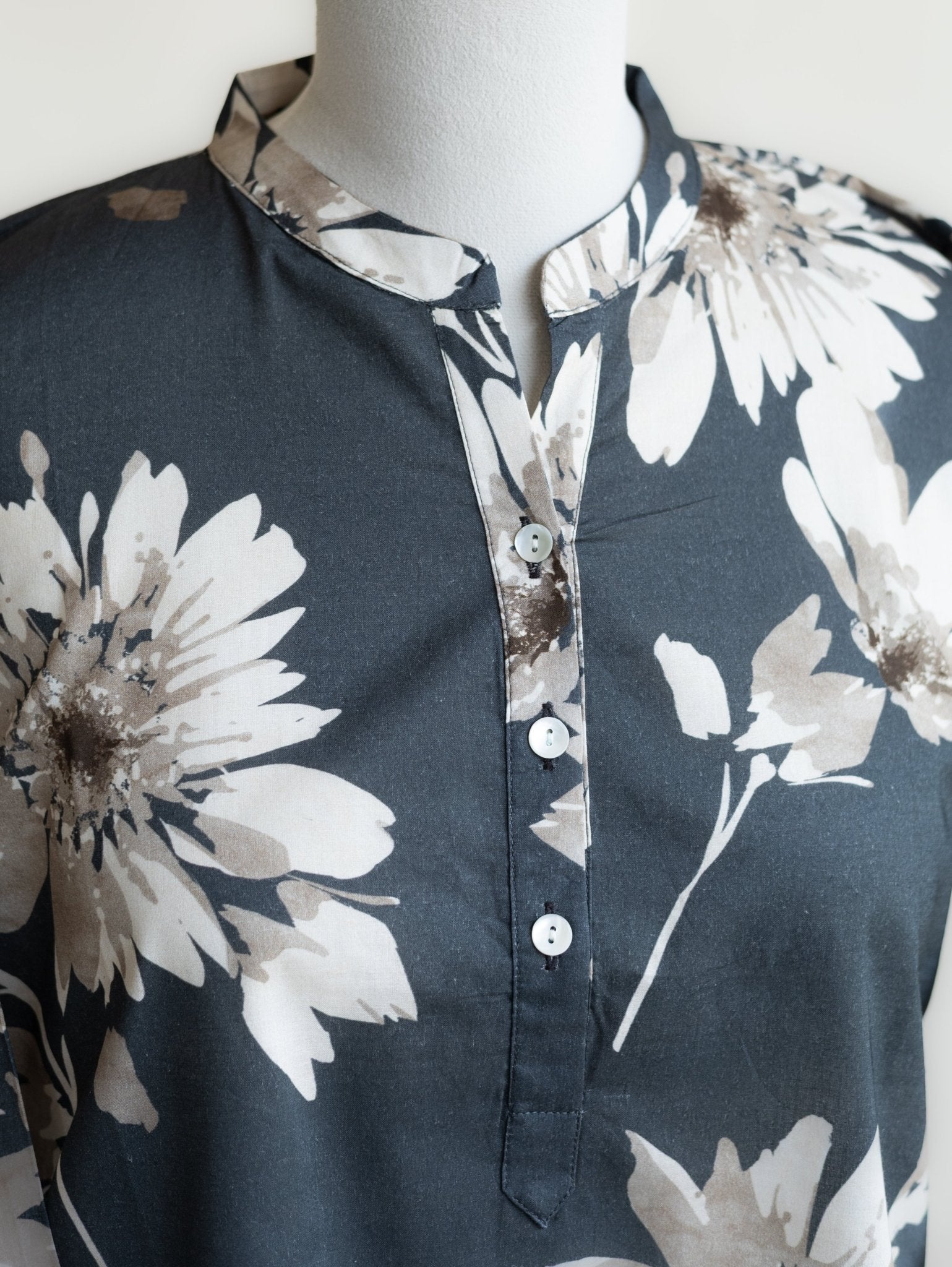 Amanda Cotton Digital Print Straight Kurta - AINA