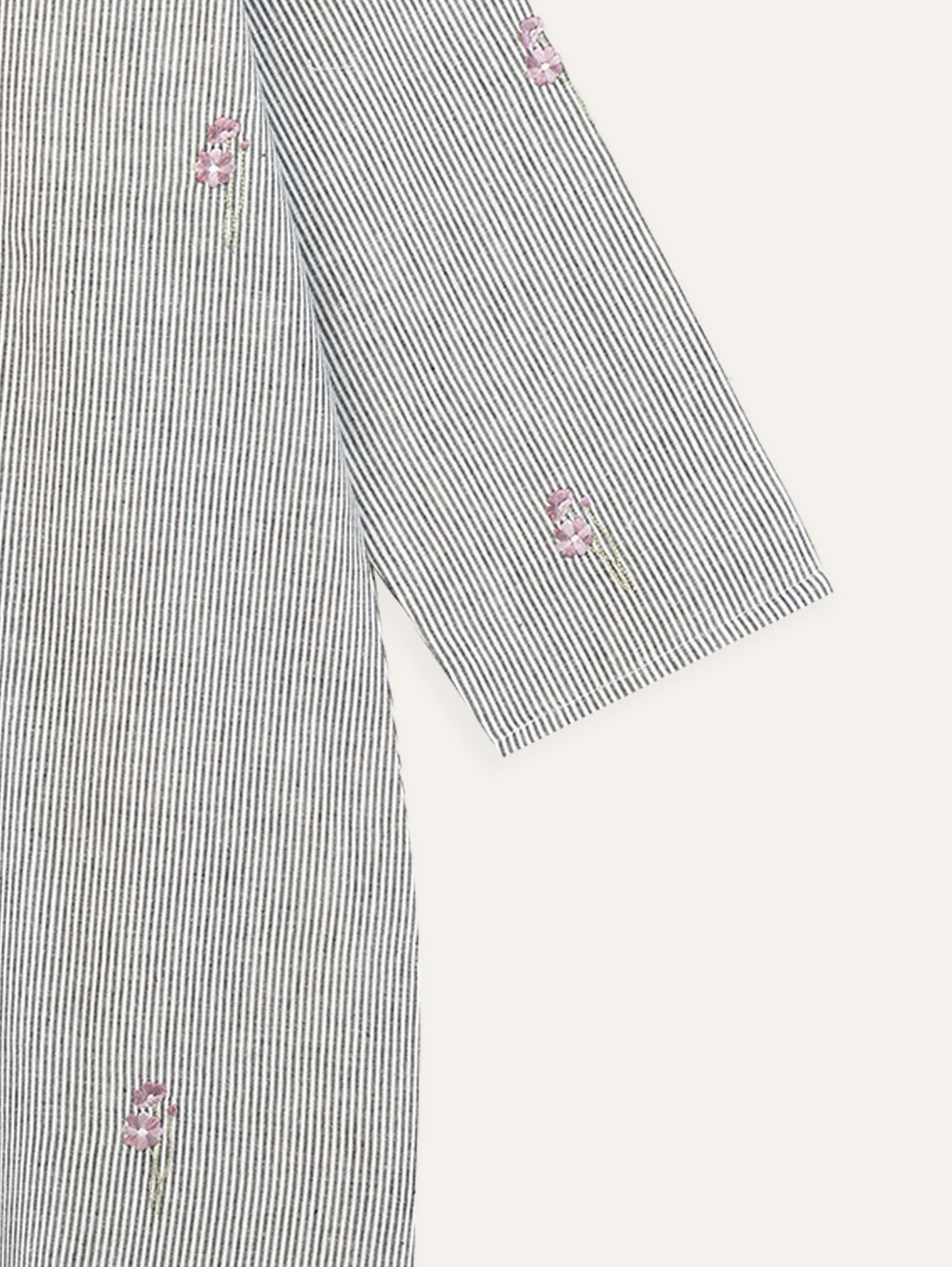 Ananya Cotton Handloom Embroidered Straight Kurta - AINA