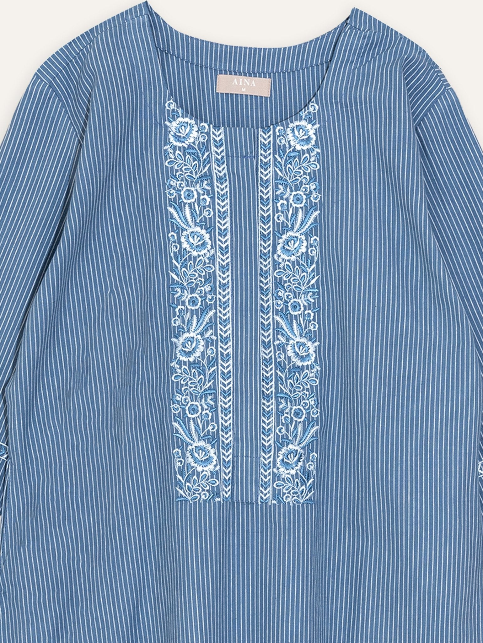 Anusha Cotton Handloom Embroidered Straight Kurta - AINA