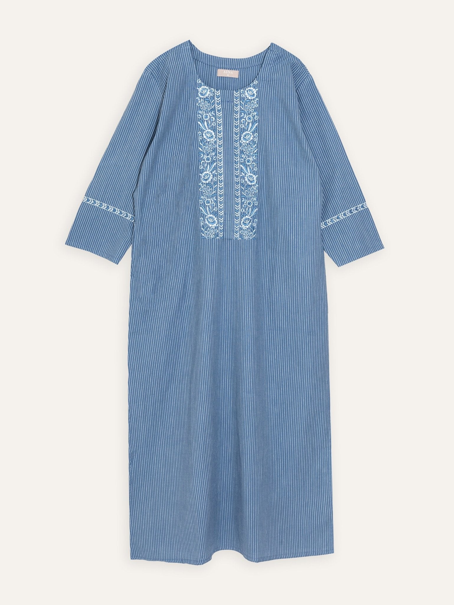 Anusha Cotton Handloom Embroidered Straight Kurta - AINA