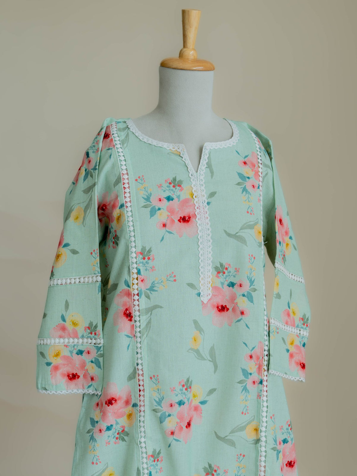Ardra Cotton Digital Printed Straight Kurta - AINA