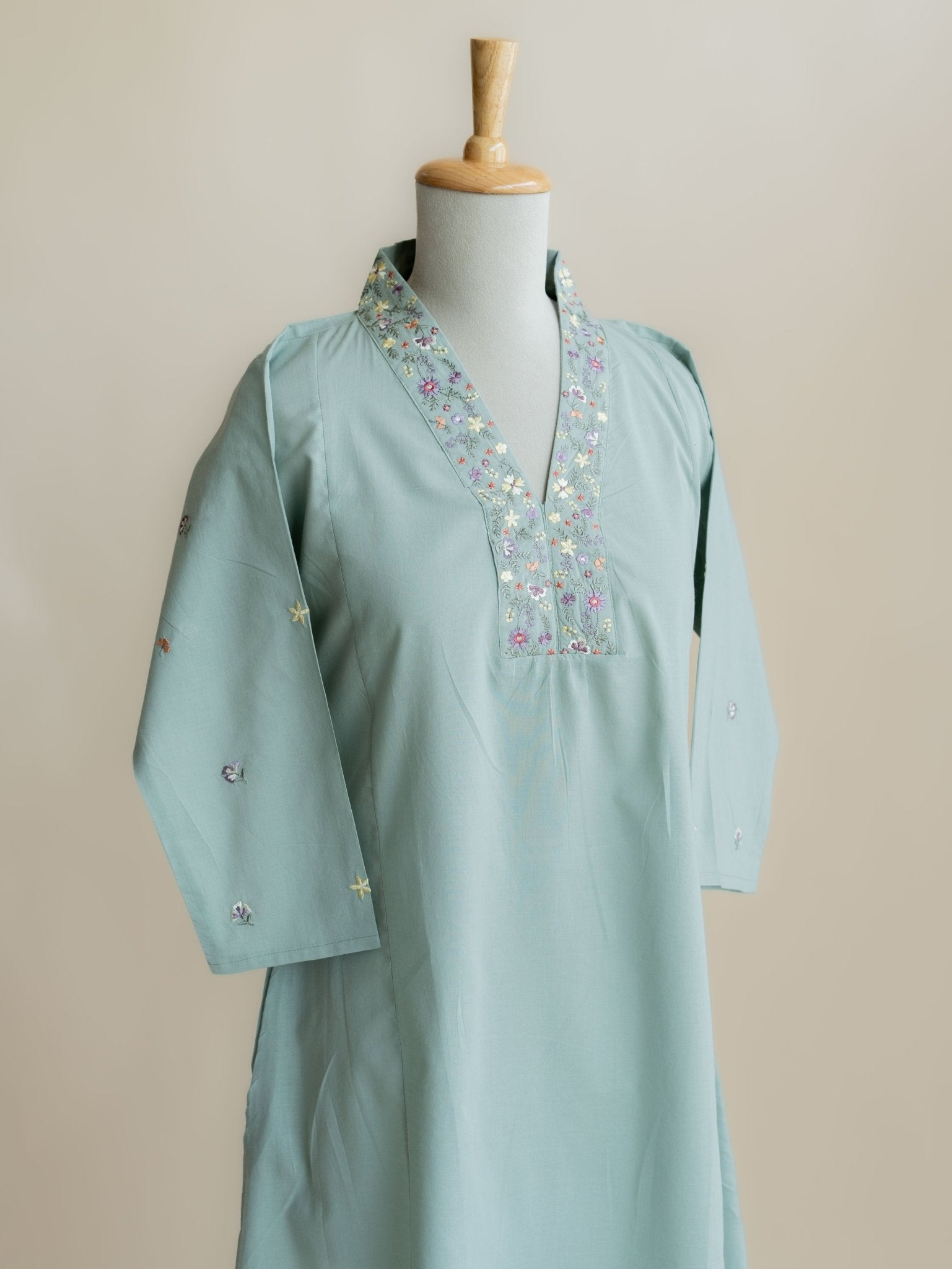 Avmi Cotton Embroidered A-Line Kurta