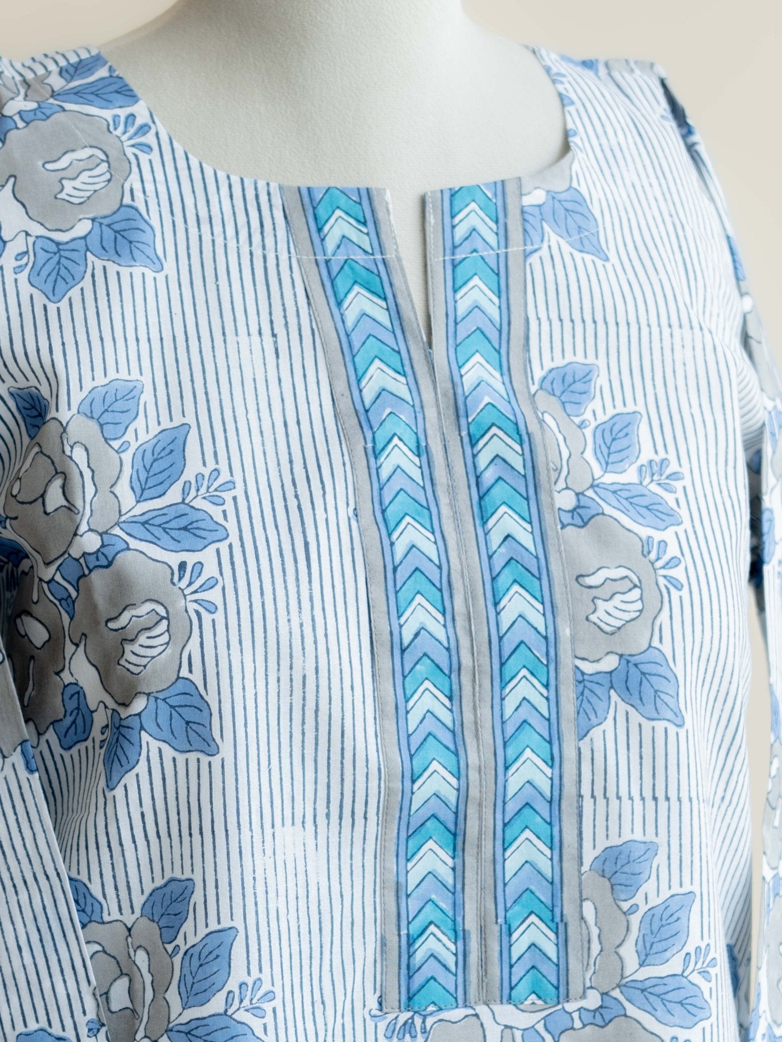 Bhumi Cotton Block Printed Straight Kurta - AINA