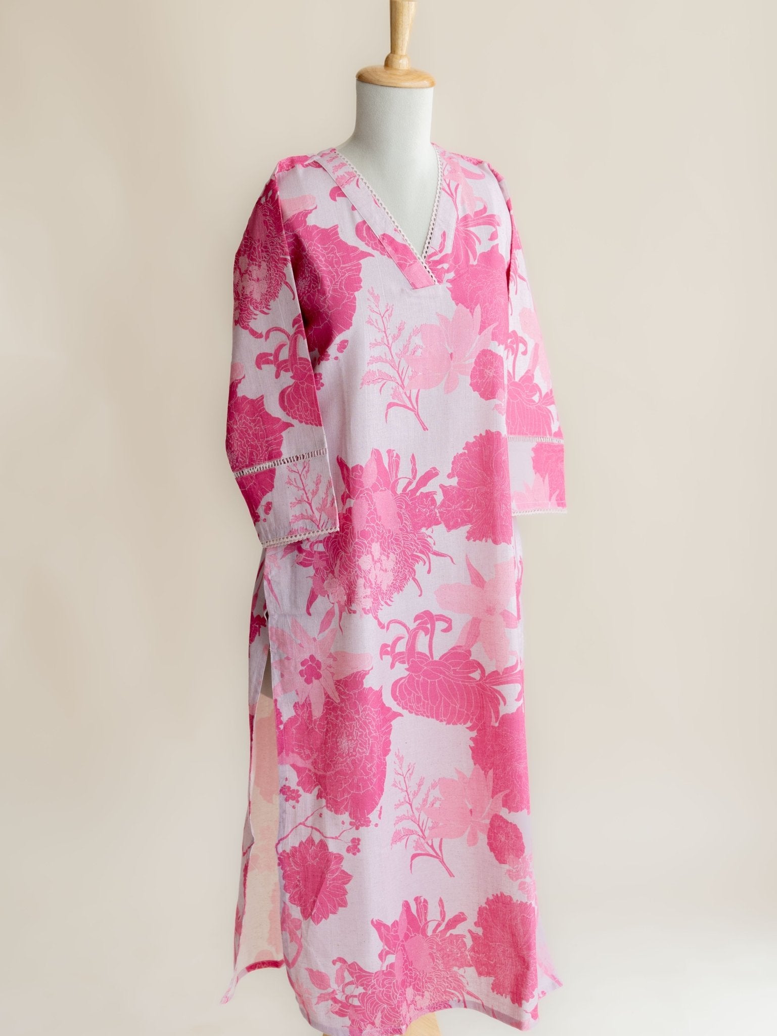 Deeksha Cotton Flax Printed Straight Kurta - AINA