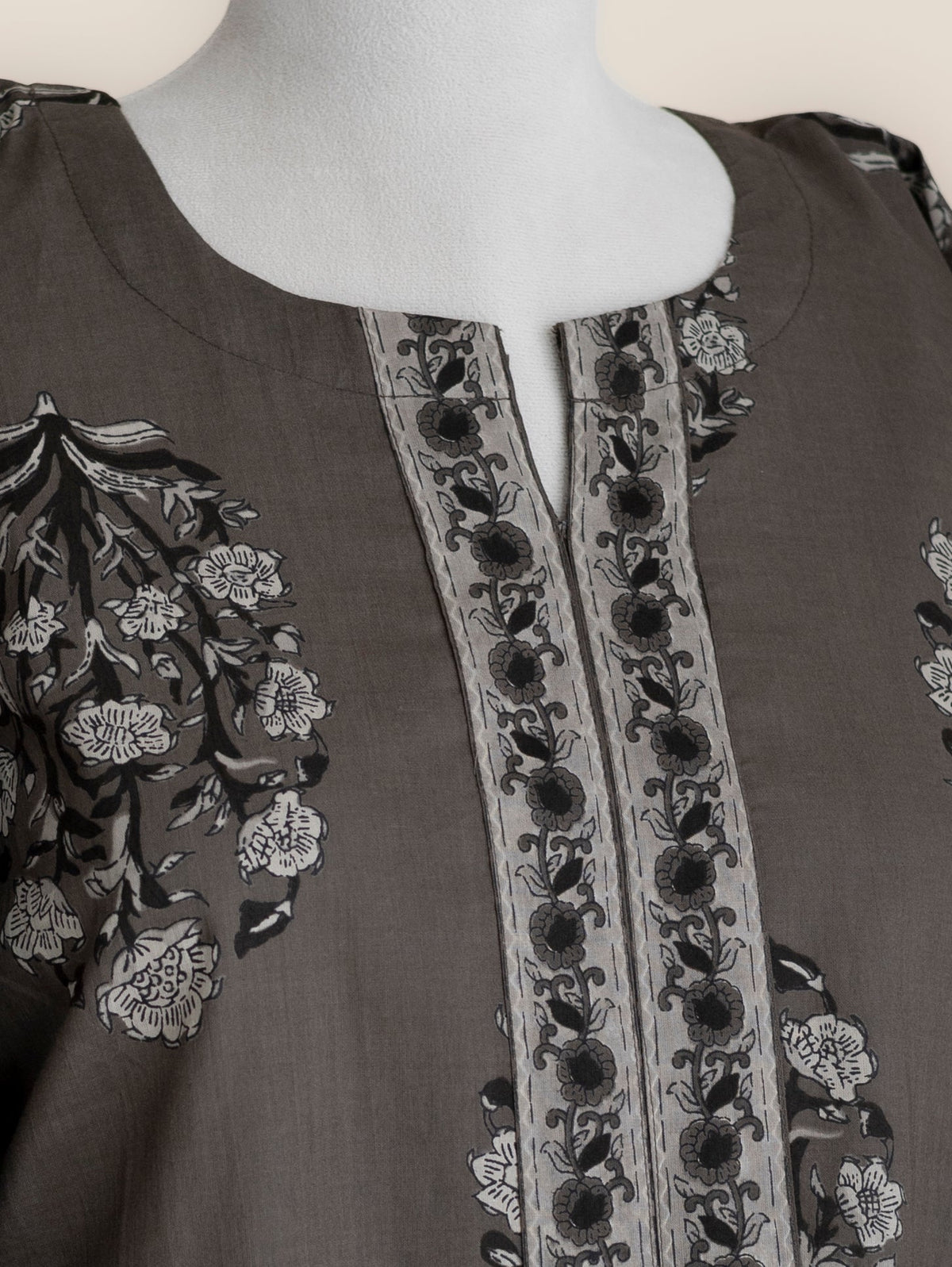 Greesha Cotton Block Printed Straight Kurta - AINA