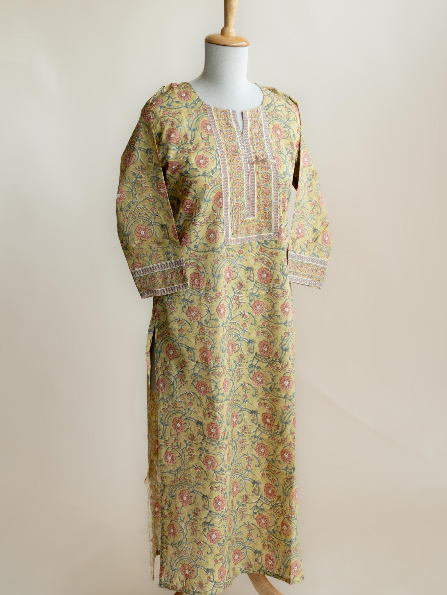 Hadhiya Cotton Block Printed Straight Kurta - AINA