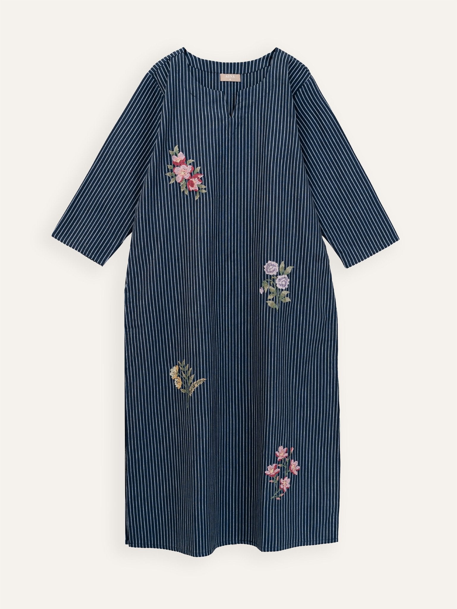 Haneen Cotton Handloom Embroidered Straight Kurta - AINA