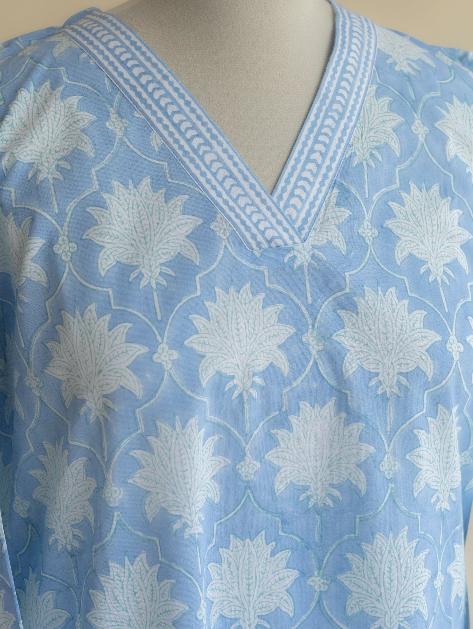 Hashna Cotton Block Printed Straight Kurta - AINA