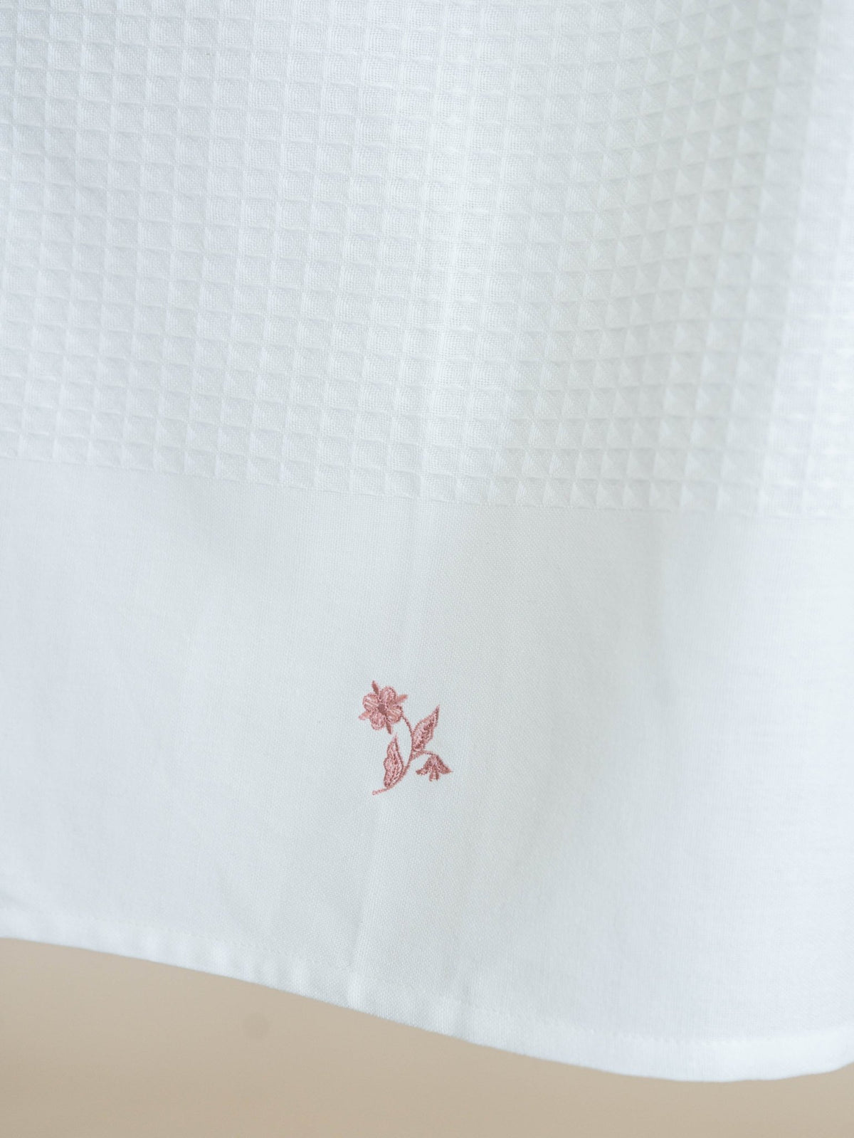 Haya Cotton Embroidered Bath Towel - AINA