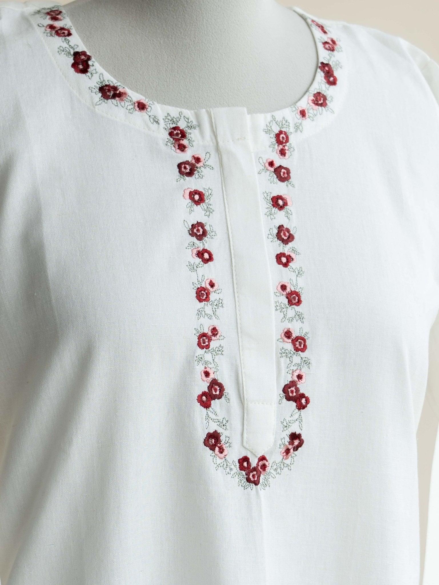 Hibaya Cotton Flax Embroidered Straight Kurta - AINA