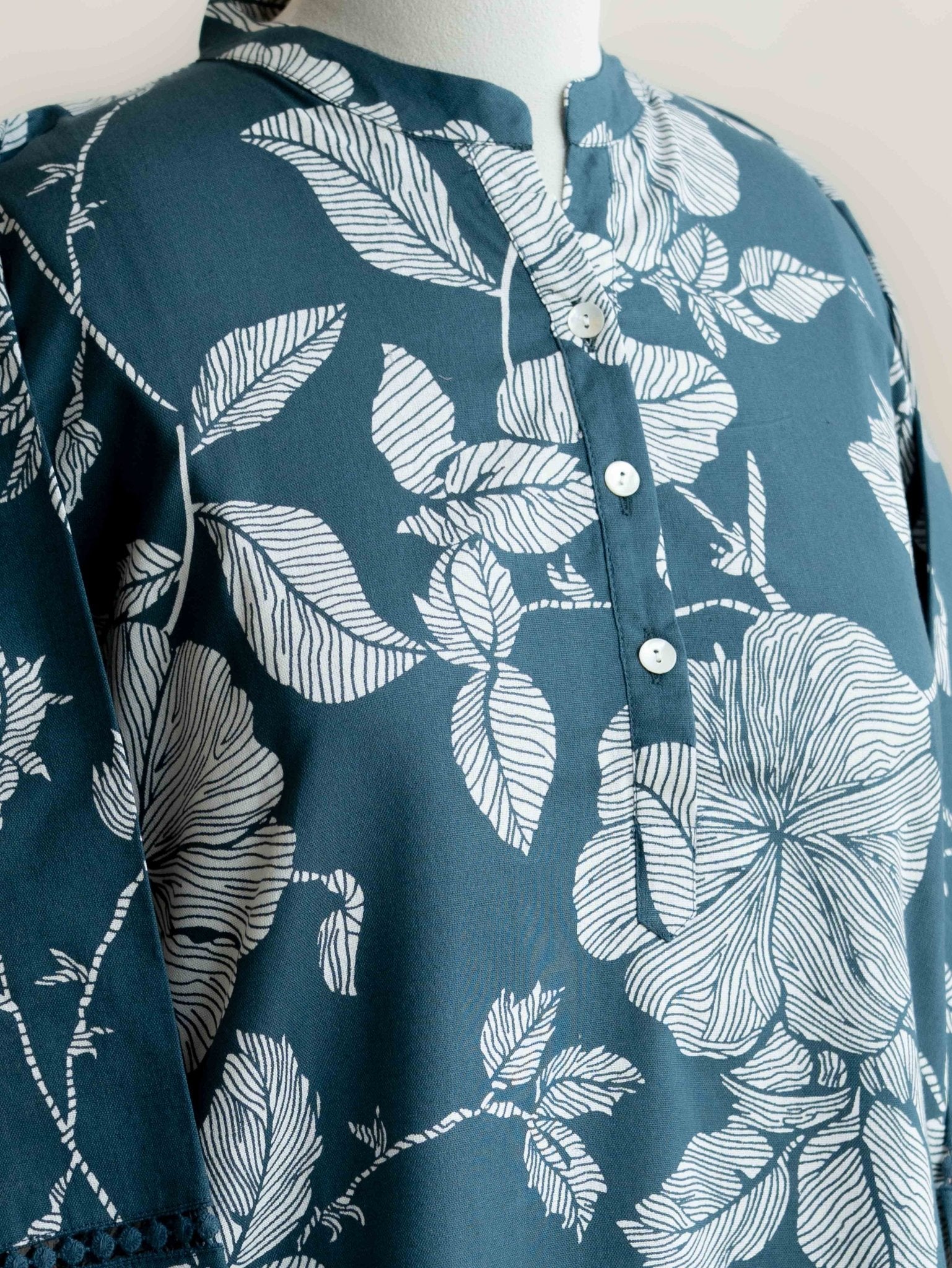 Iha Cotton Flax Printed Straight Kurta - AINA