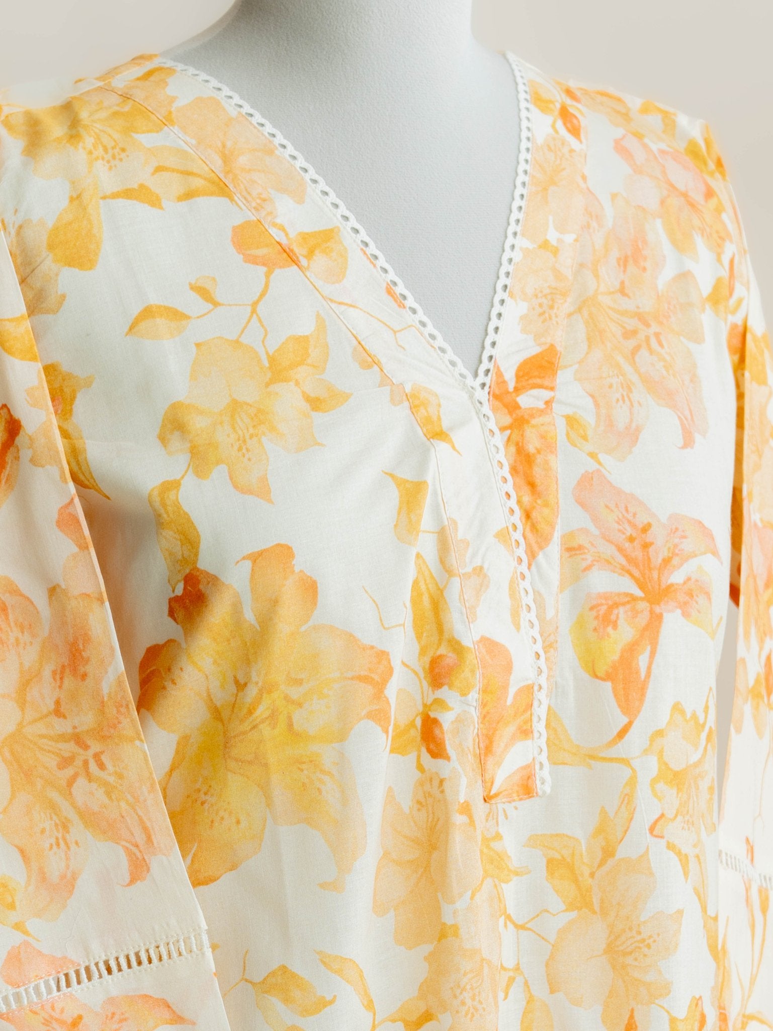 Jenna Cotton Digital Print Straight Kurta - AINA