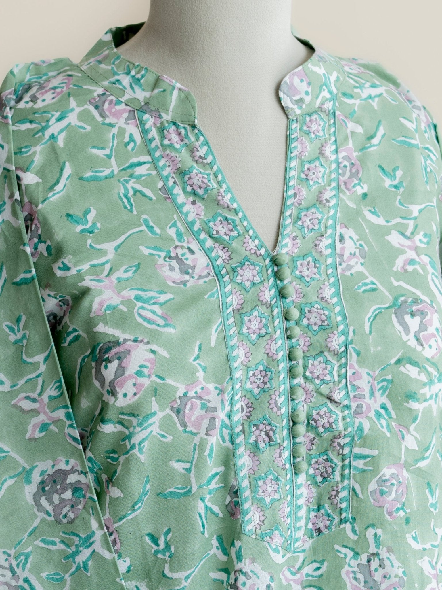 Kasthuri Cotton Block Printed Straight Kurta - AINA