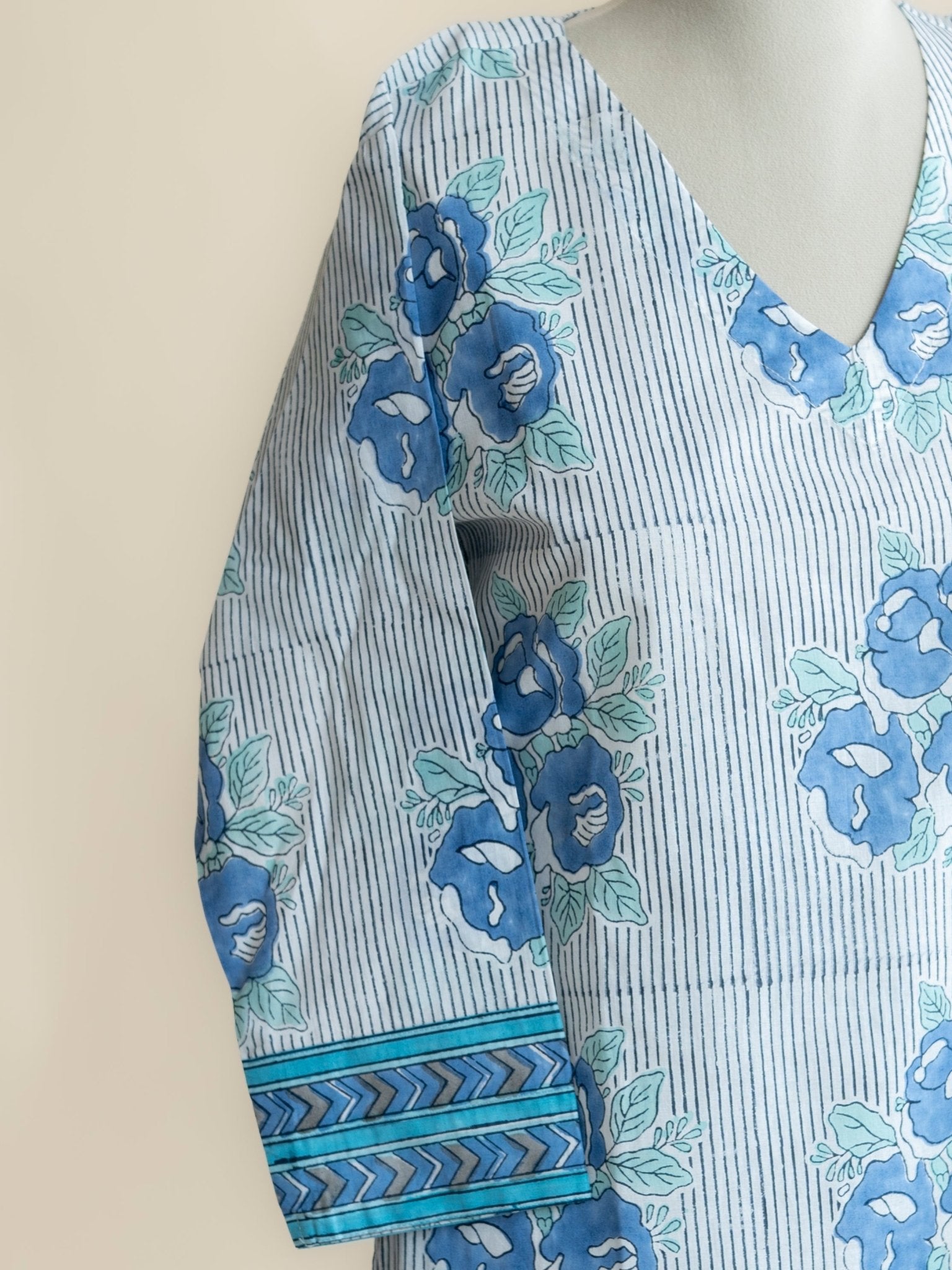 Katha Cotton Block Printed Straight Kurta - AINA