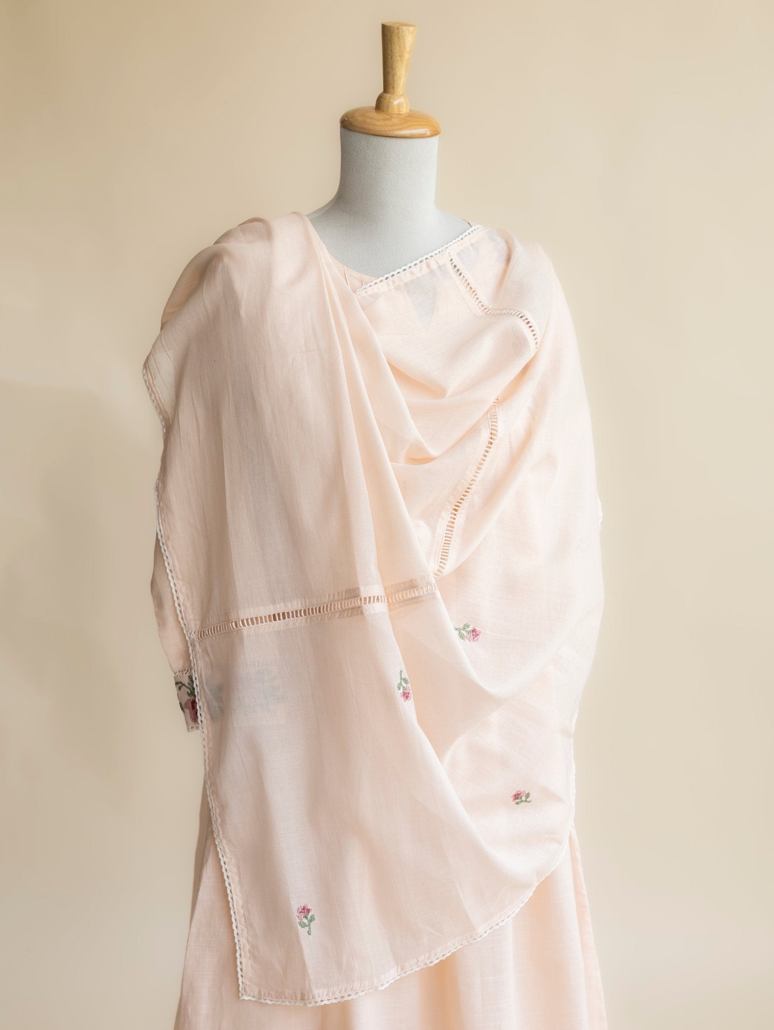 Kenza Mul Cotton Embroidered Dupatta - AINA