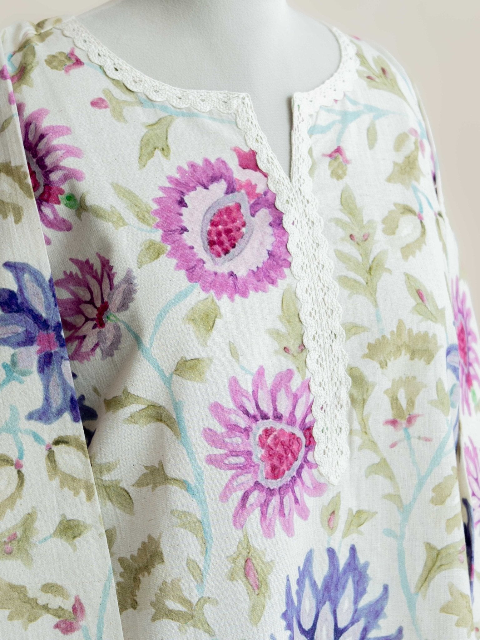 Lamiya Cotton Flax Printed Straight Kurta - AINA