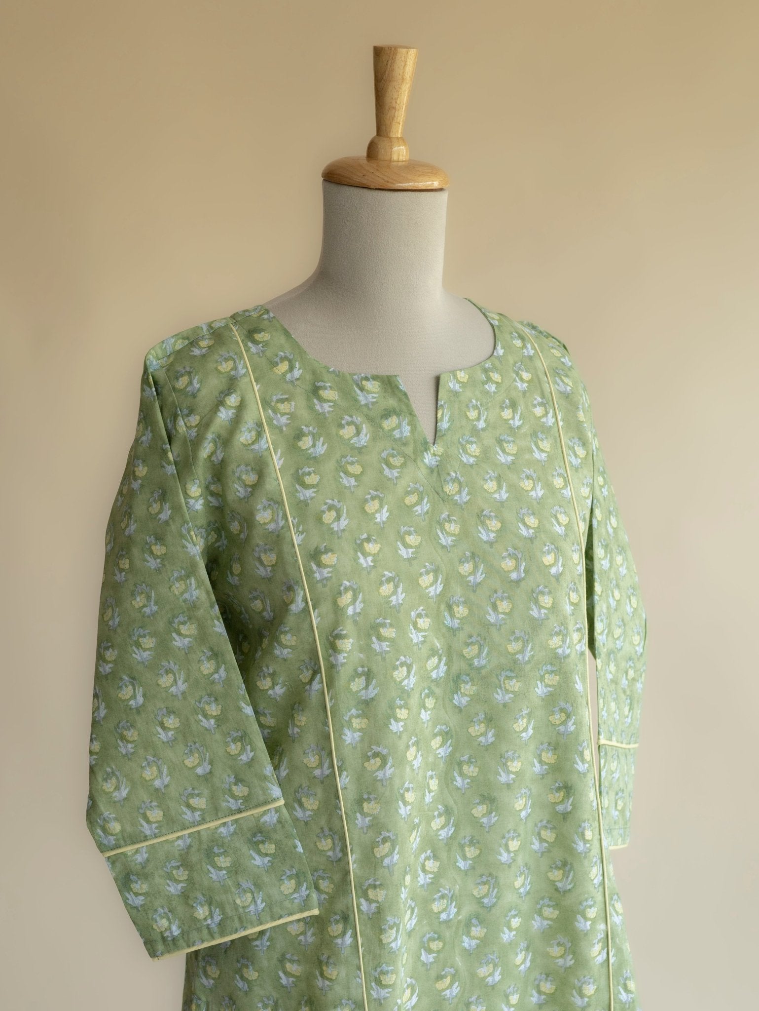 Manha Cotton Block Printed Straight Kurta - AINA