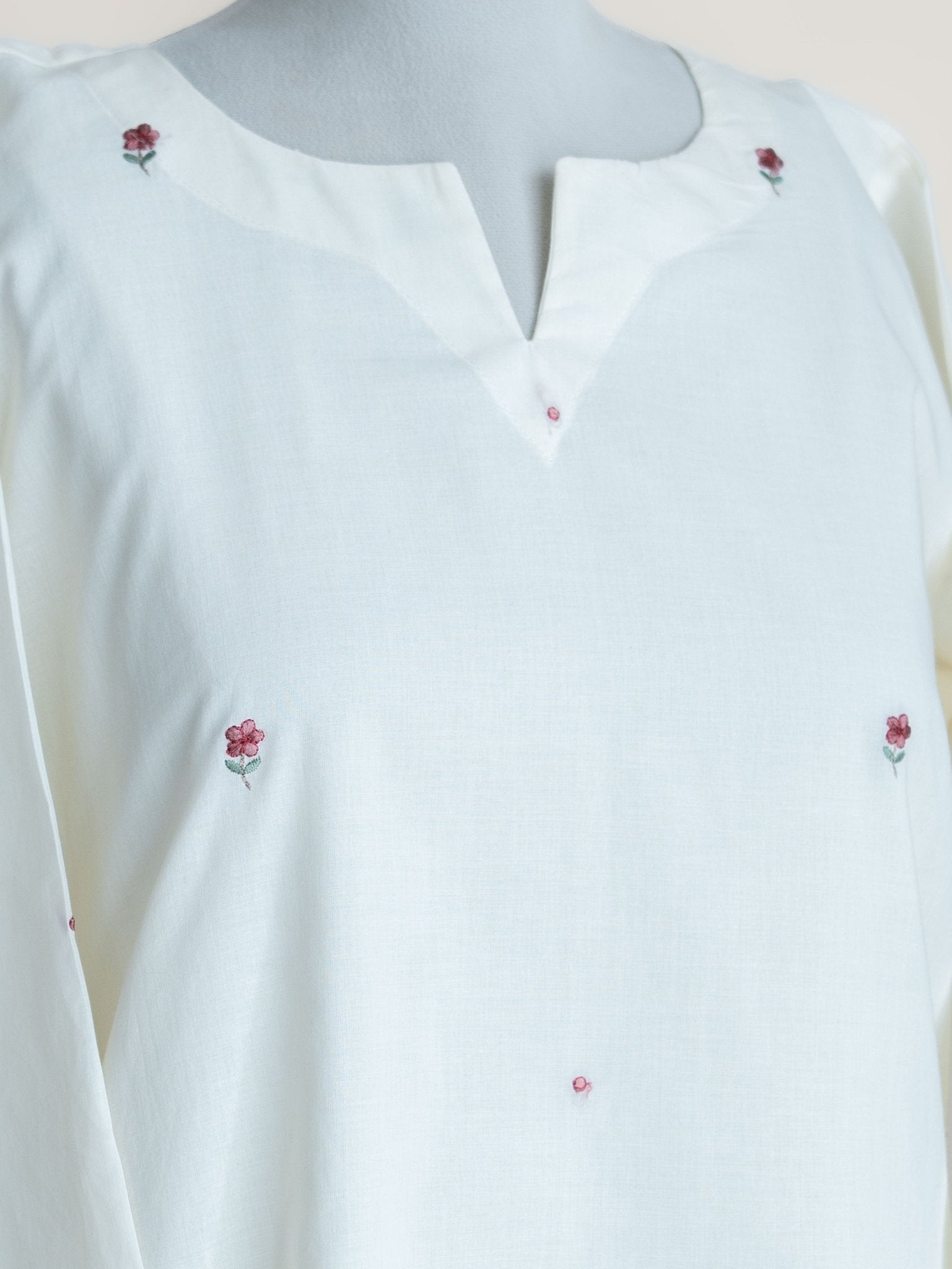 Meghna Cotton Embroidered Straight Kurta (With Lining) - AINA