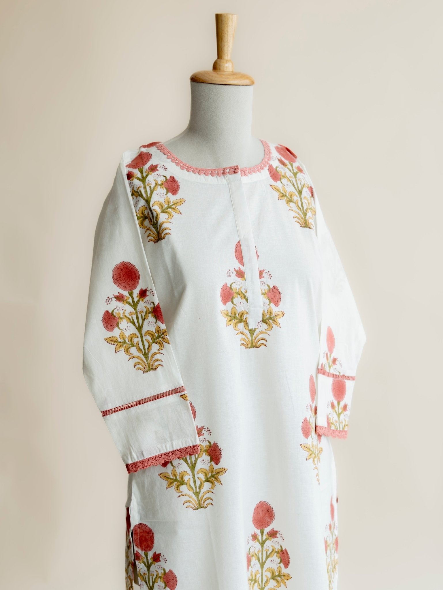 Nadia Cotton Block Printed Straight Kurta - AINA