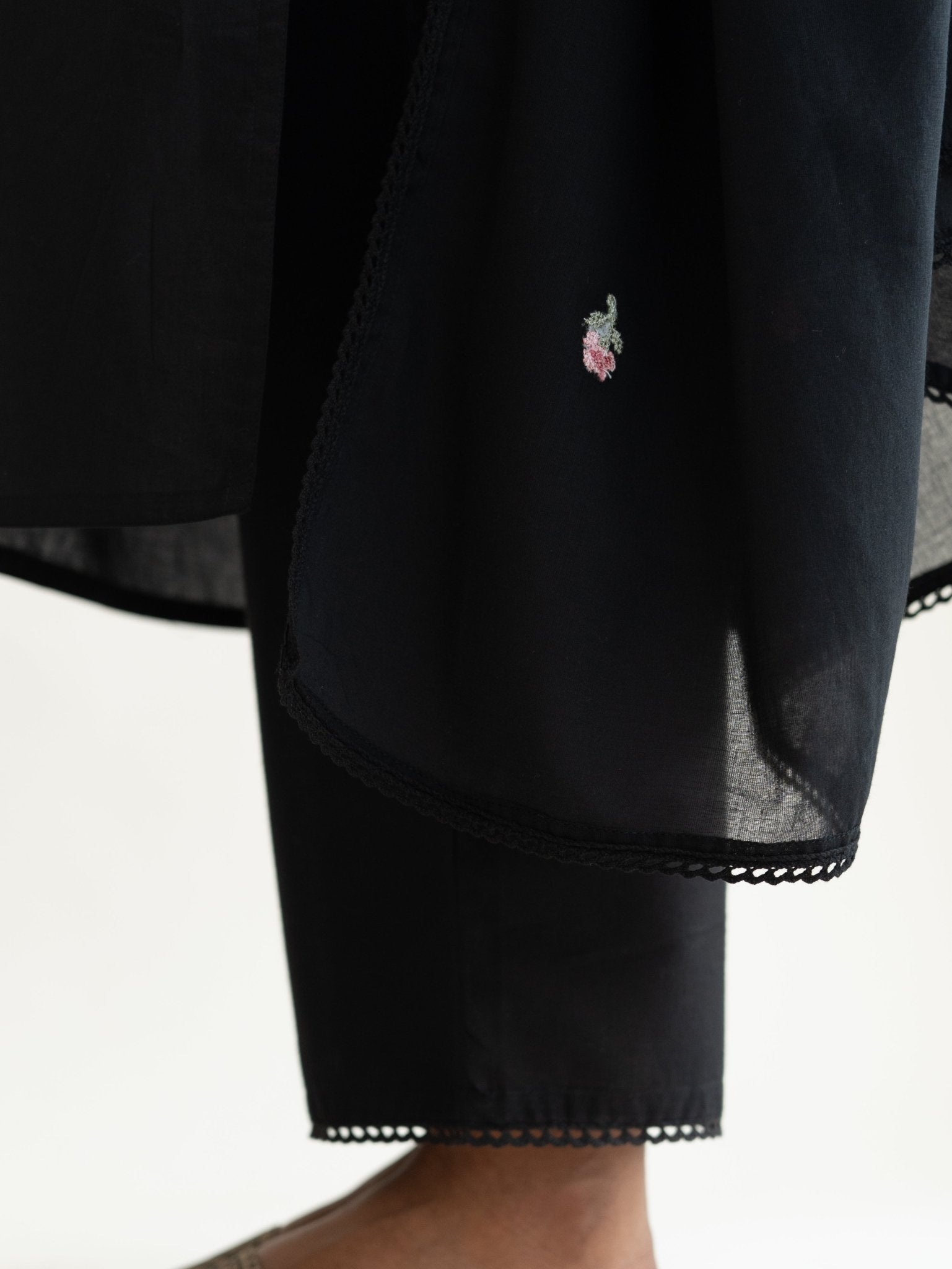 Namriti Cotton Embroidered Straight Suit Set - AINA