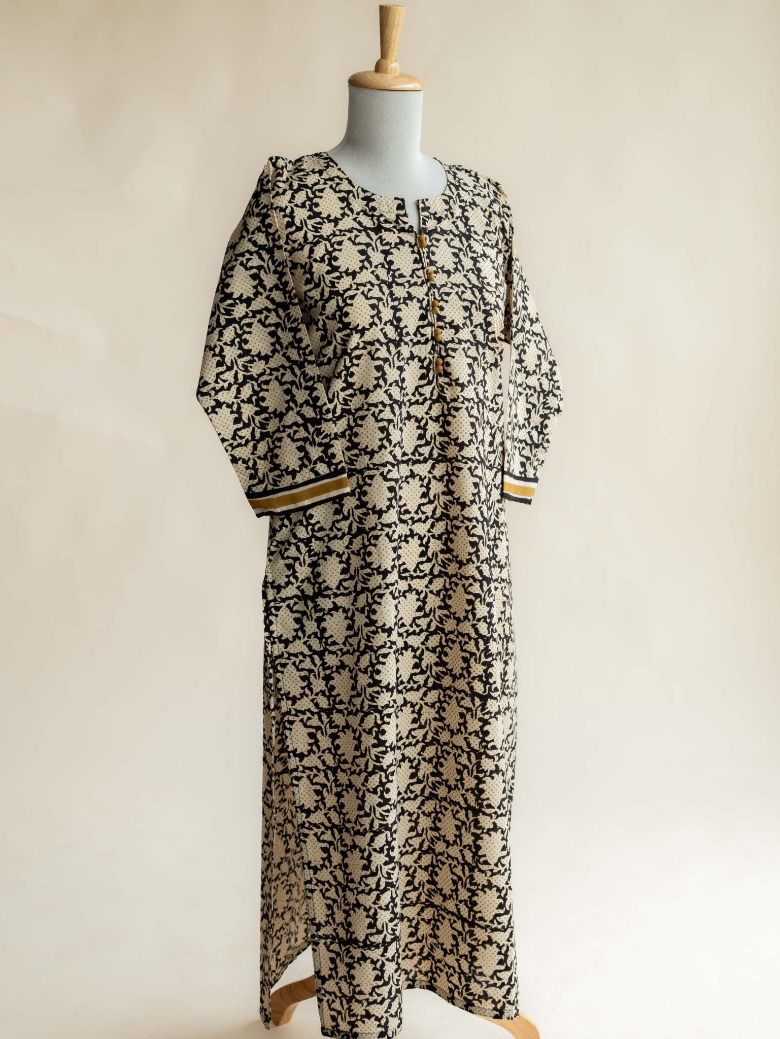 Nashma Cotton Printed Straight Kurta - AINA