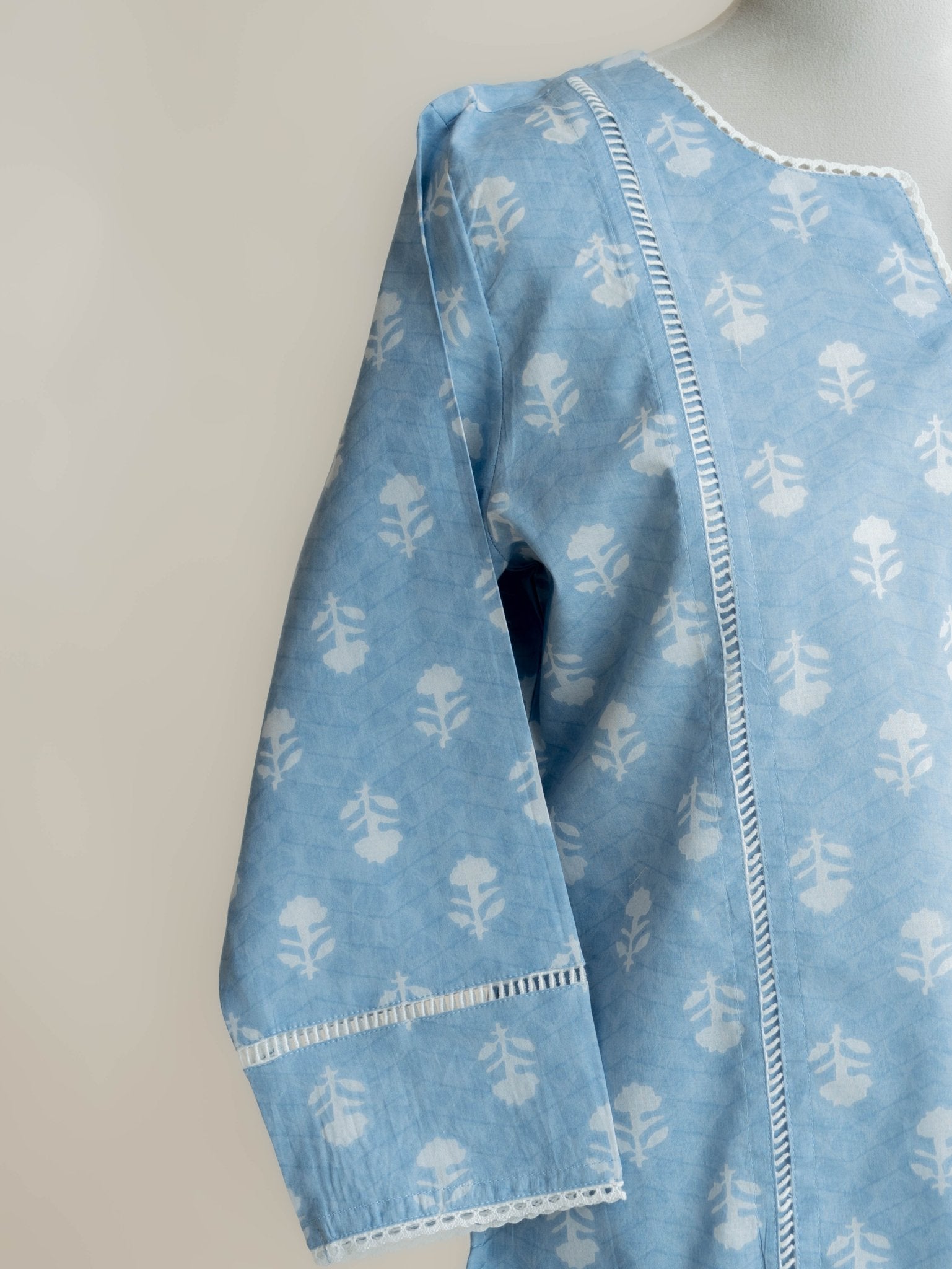 Nihara Cotton Block Printed Straight Kurta - AINA