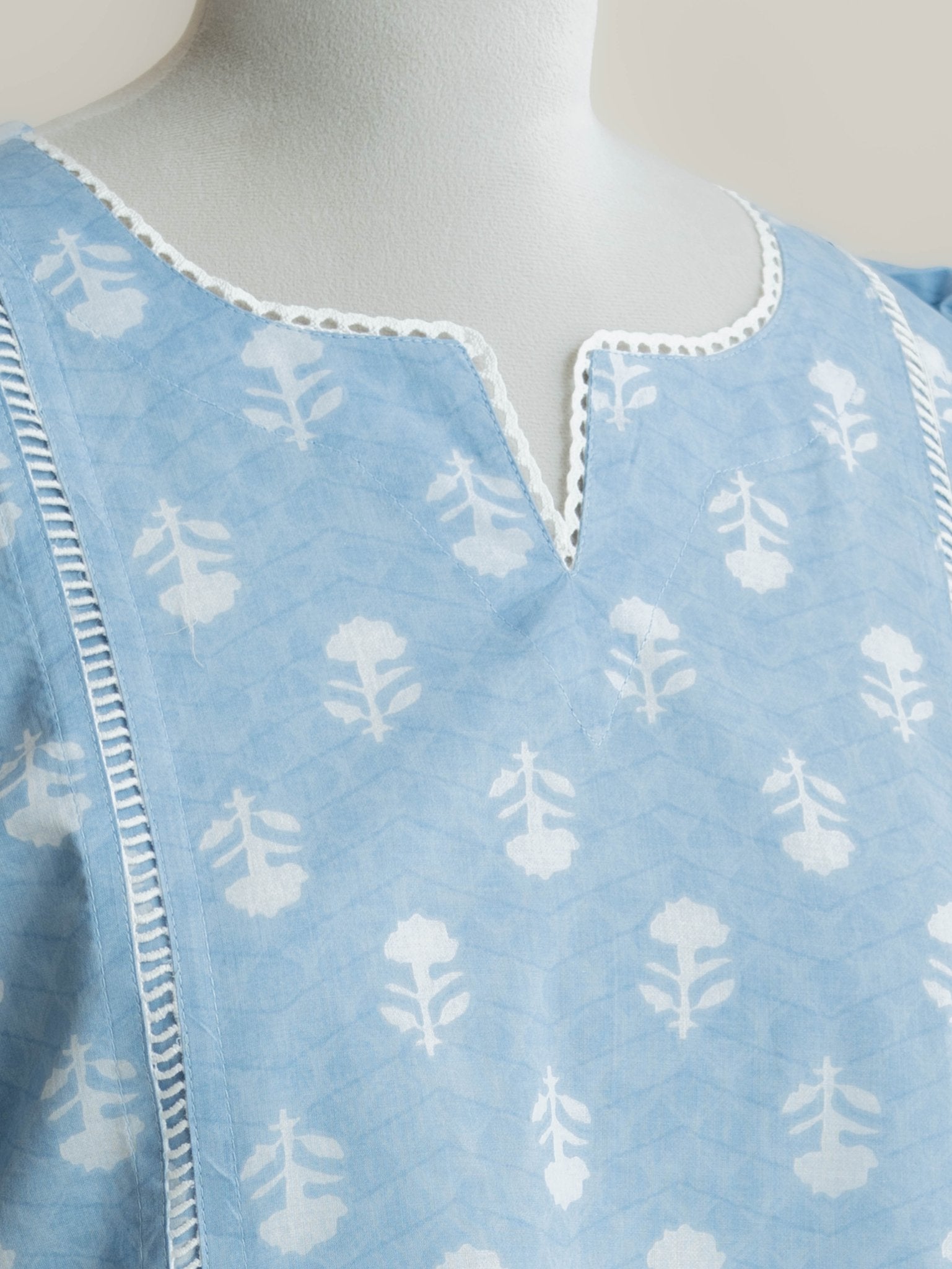 Nihara Cotton Block Printed Straight Kurta - AINA