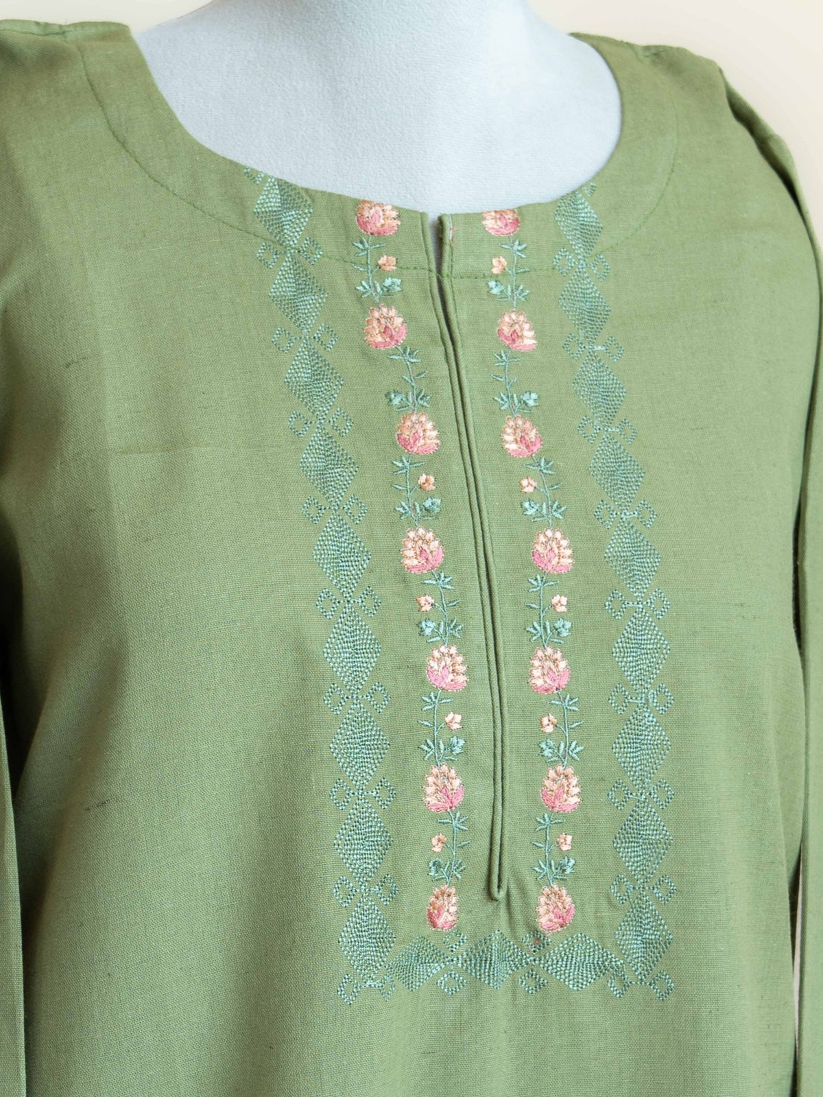Norah Cotton Flax Embroidered Straight Kurta - AINA