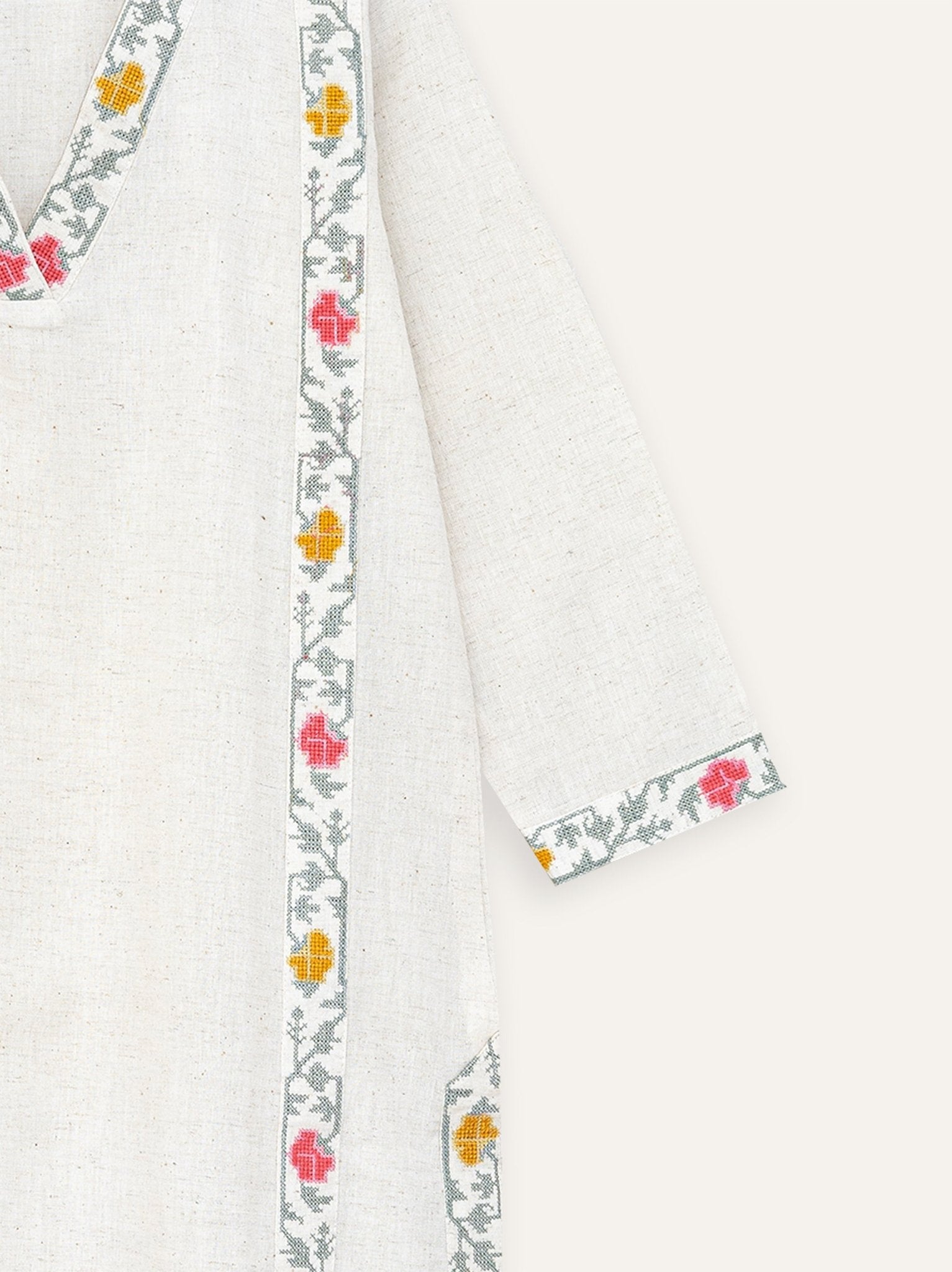 Nouf Cotton Flax Embroidered Straight Kurta - AINA