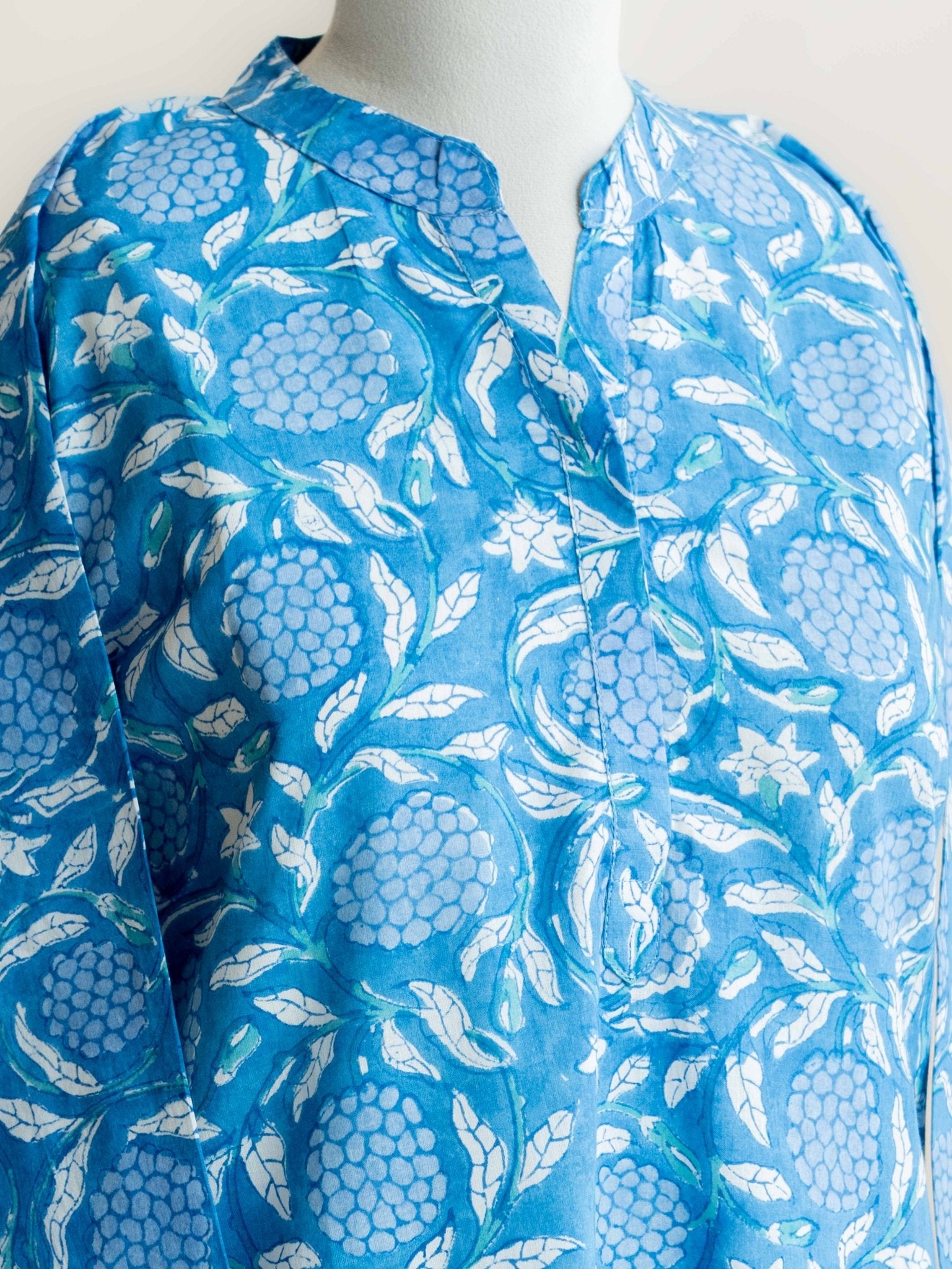 Raahi Cotton Block Printed Straight Kurta - AINA