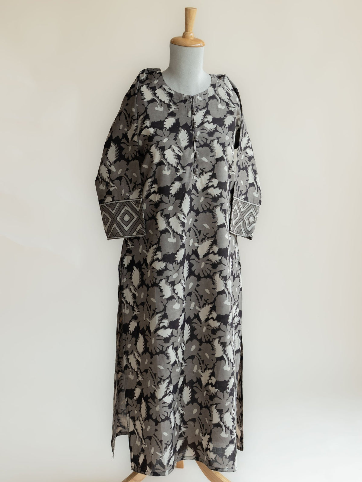 Ruha Cotton Block Printed Straight Kurta - AINA