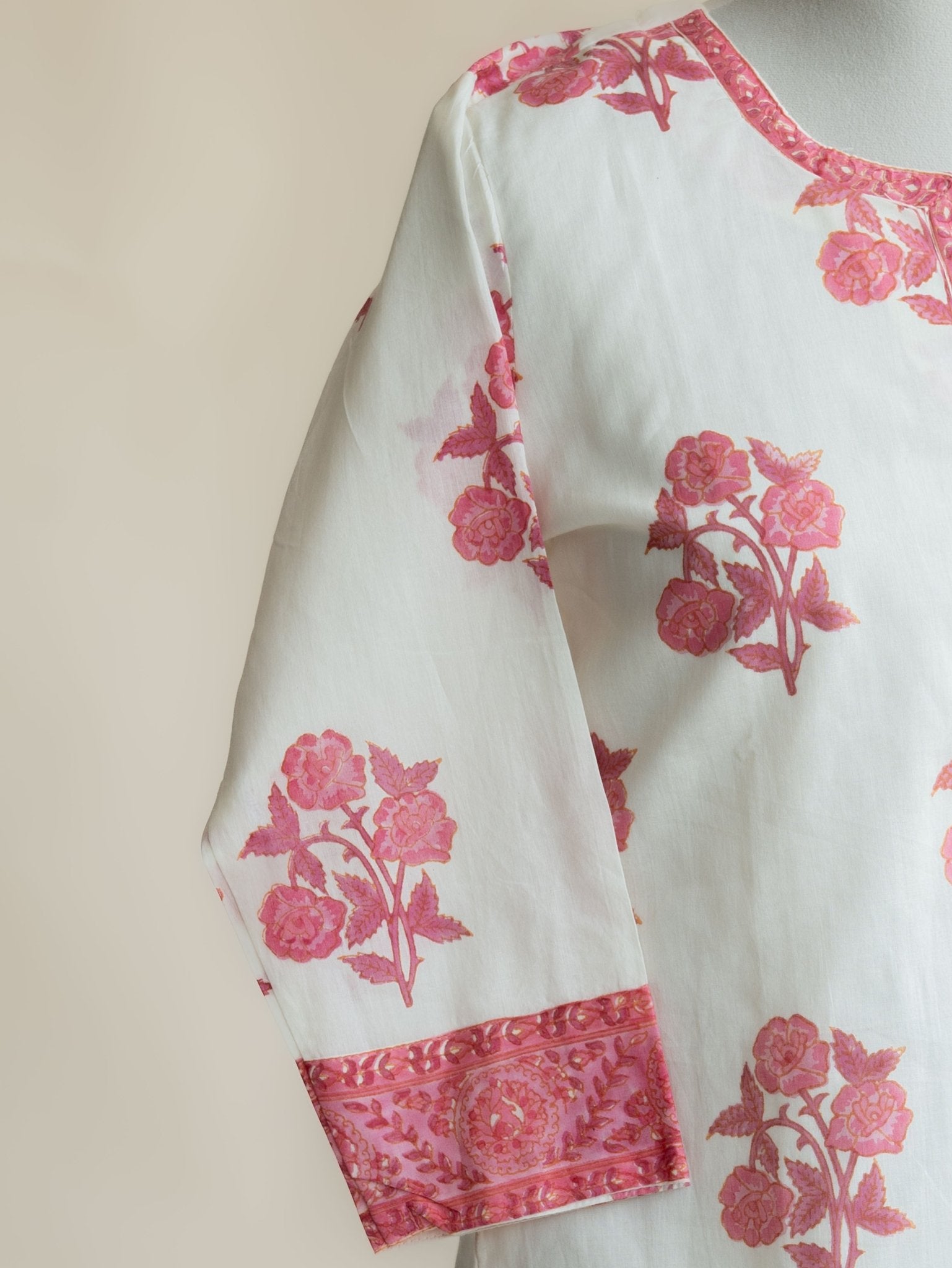 Saeda Cotton Block Printed Straight Kurta - AINA