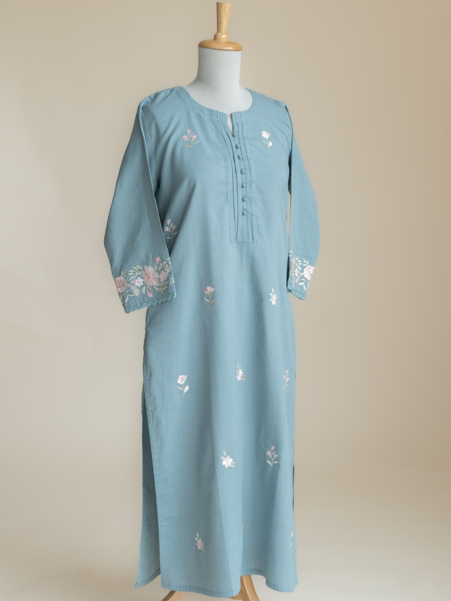 Safa Cotton Flax Embroidered Straight Kurta - AINA