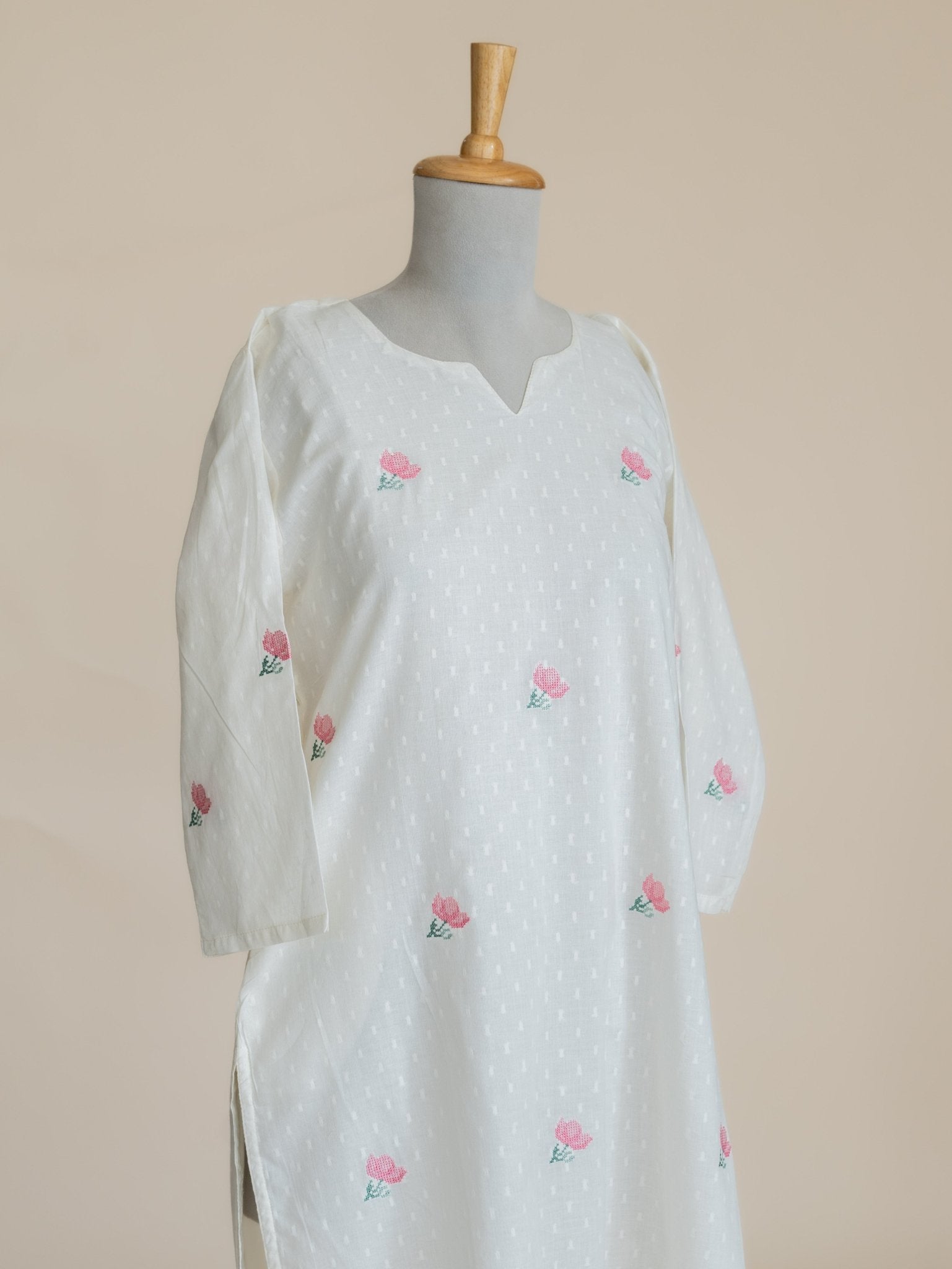 Sehrish Cotton Dobby Embroidered Straight Kurta - AINA