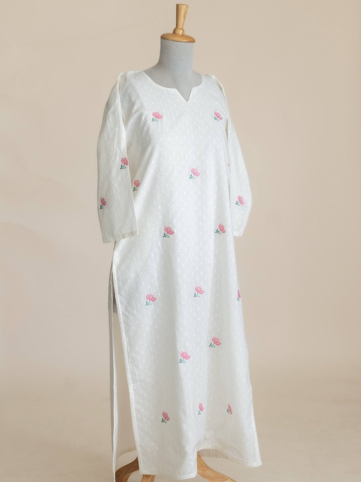 Sehrish Cotton Dobby Embroidered Straight Kurta - AINA