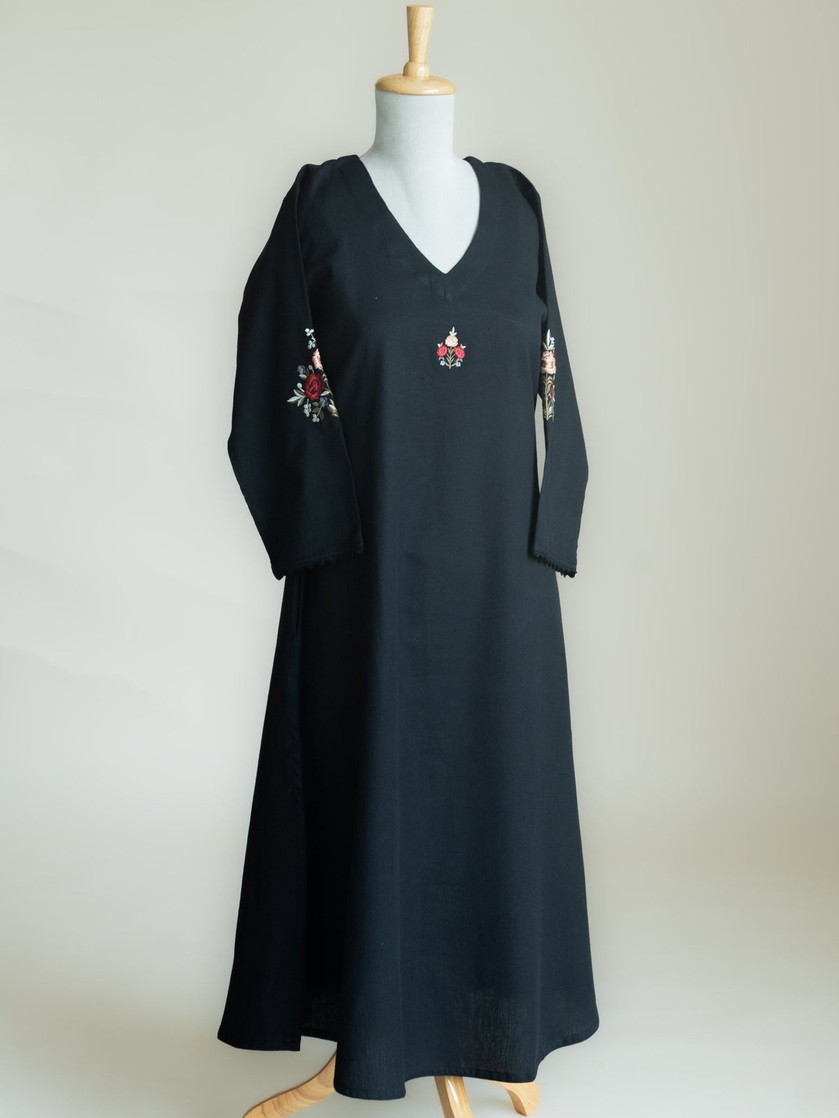 Simin Cotton Flax Embroidered A-Line Kurta - AINA