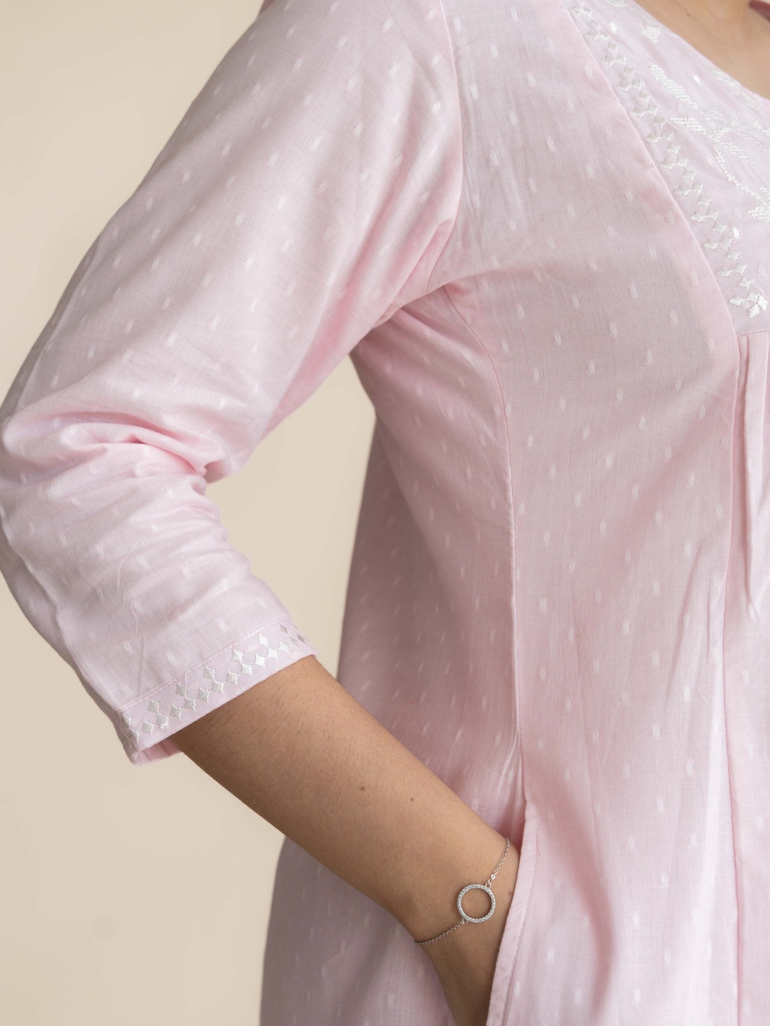 Siyah Cotton Dobby Embroidered A-Line Suit Set - AINA