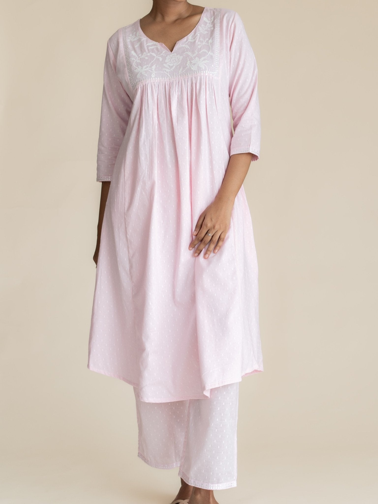 Siyah Cotton Dobby Embroidered A - Line Suit Set - AINA