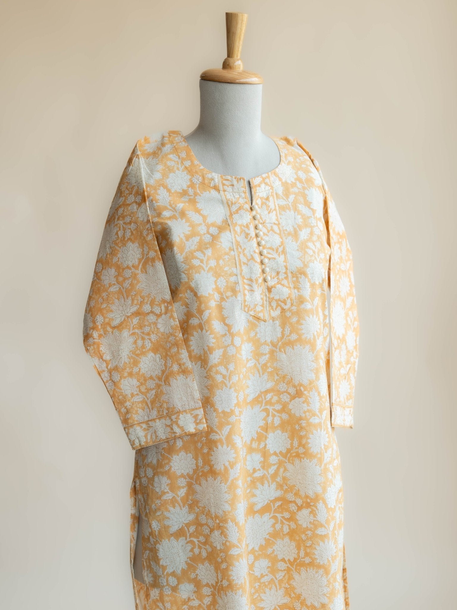 Sonali Cotton Block Printed Straight Kurta - AINA