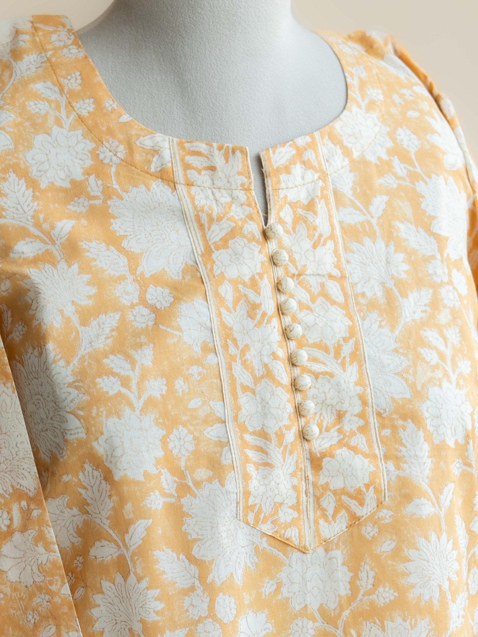 Sonali Cotton Block Printed Straight Kurta - AINA