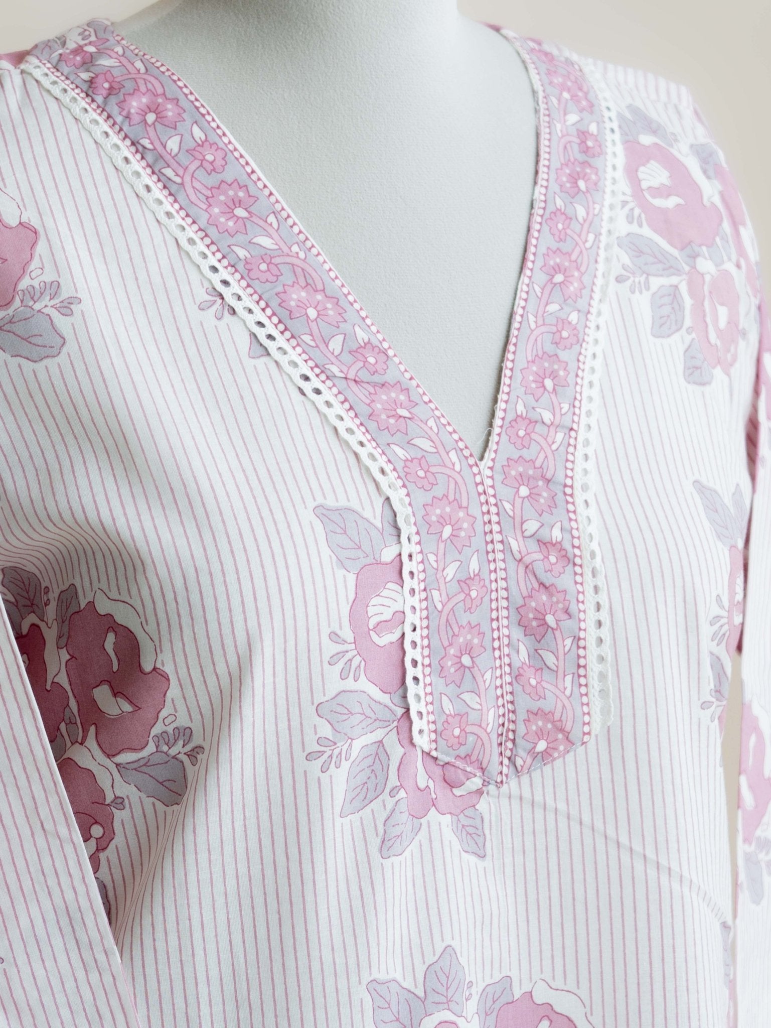 Taniya Cotton Printed Straight Kurta - AINA