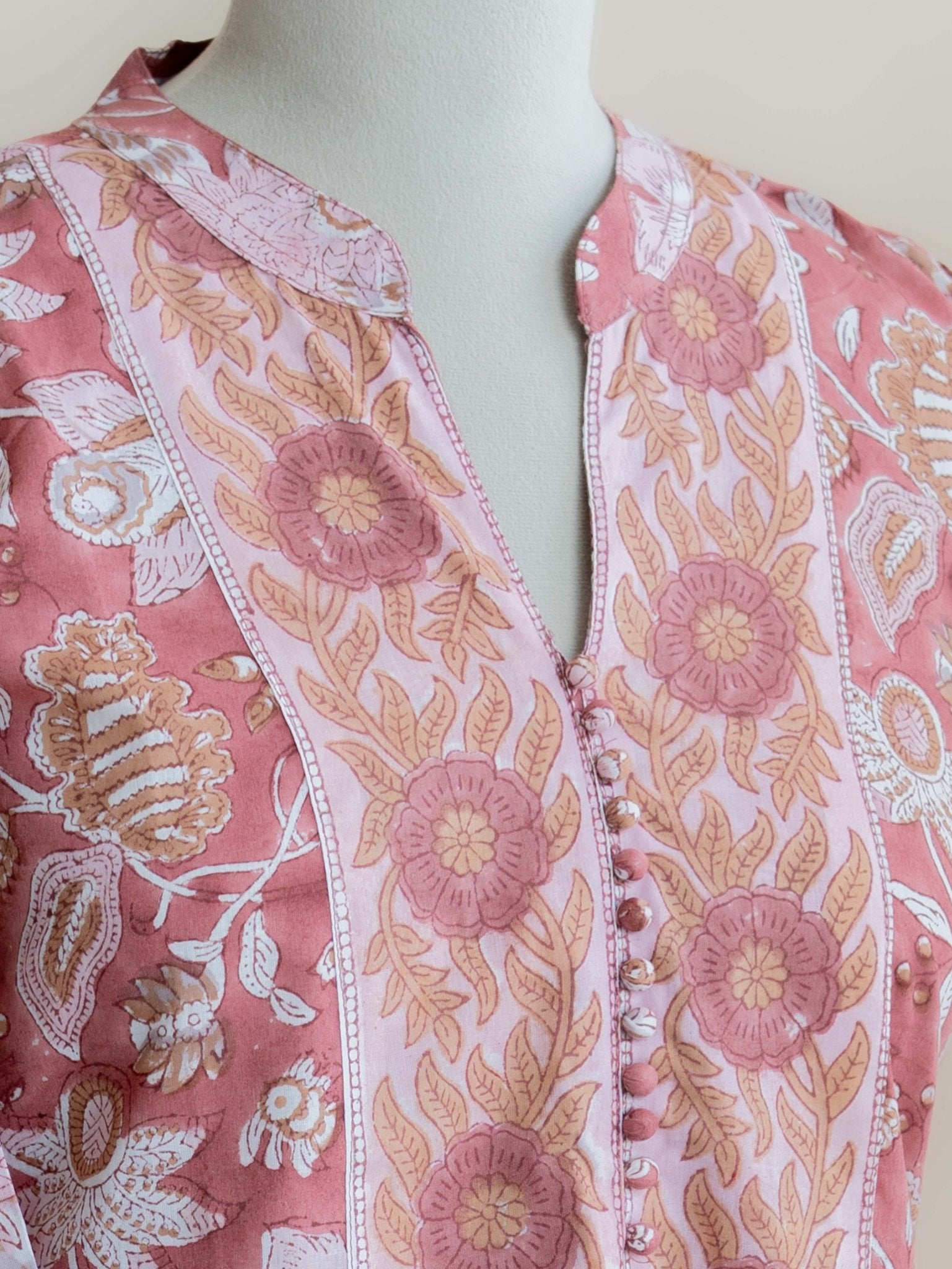 Vaidehi Cotton Block Printed Straight Kurta - AINA